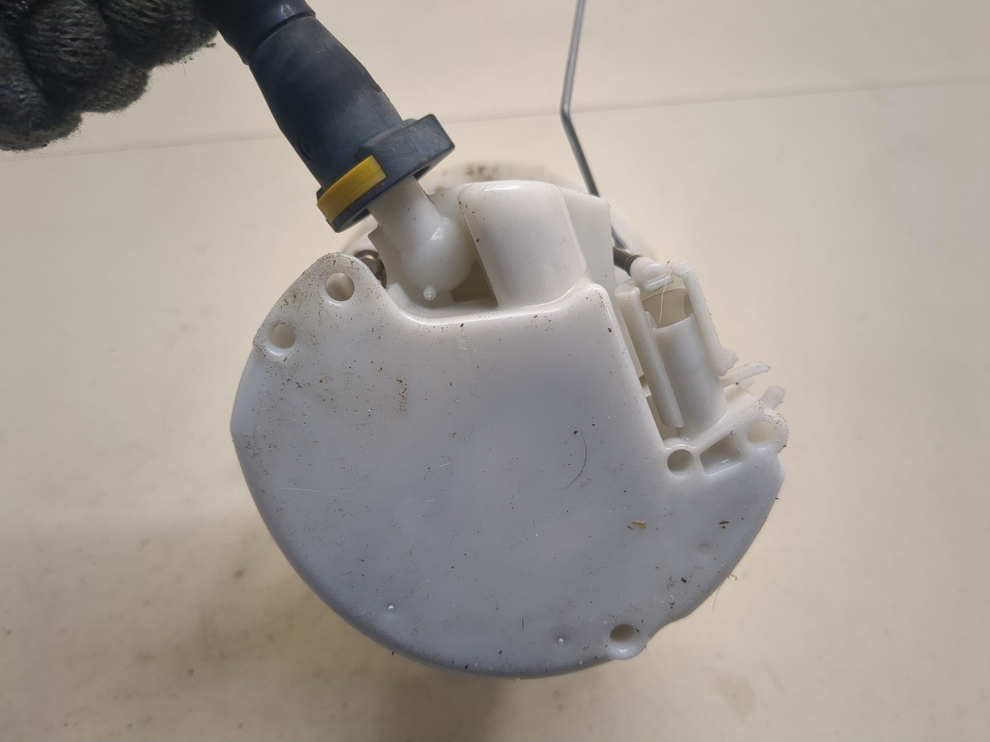 Насос топливный электрический