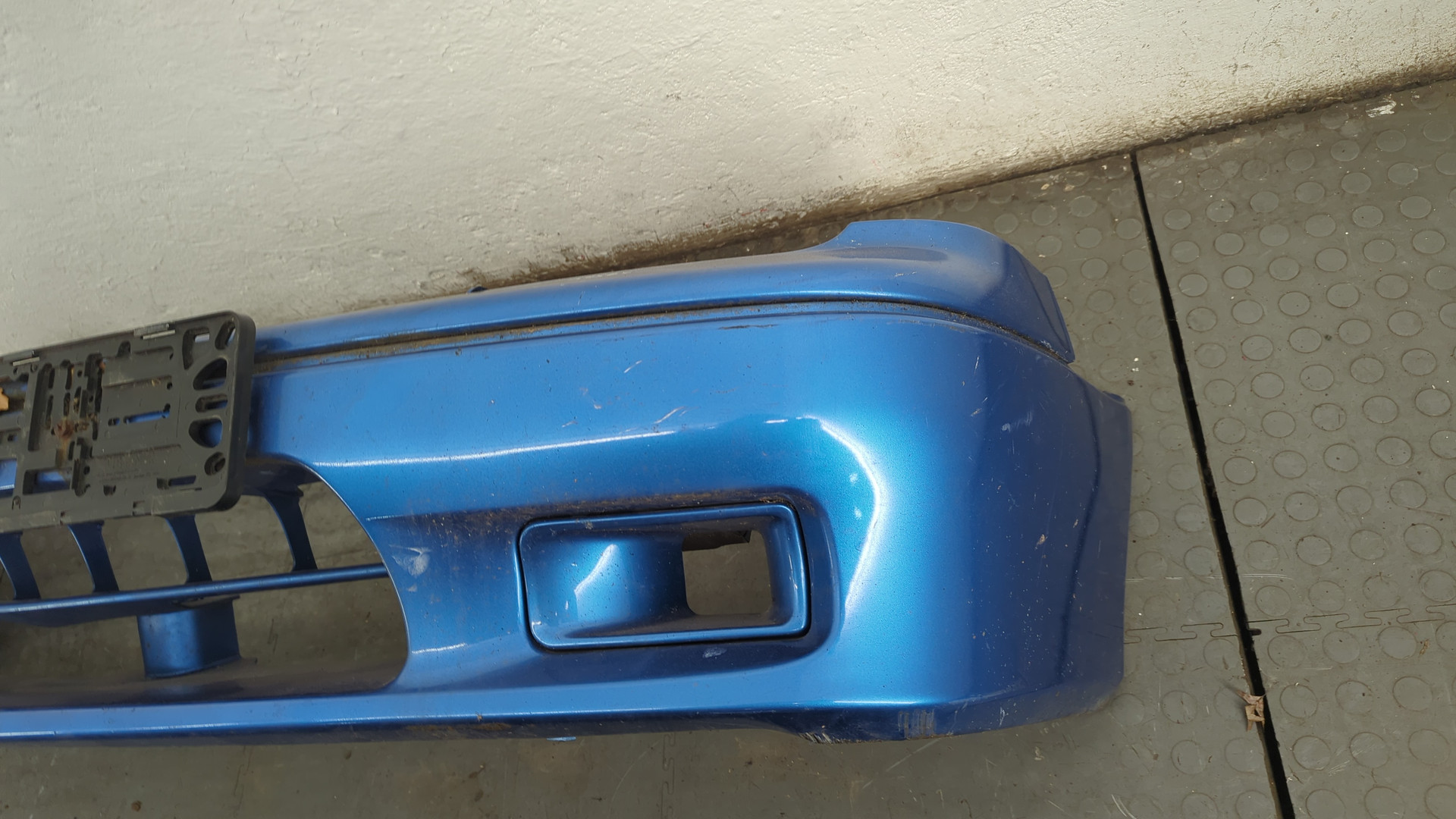 Бампер передний