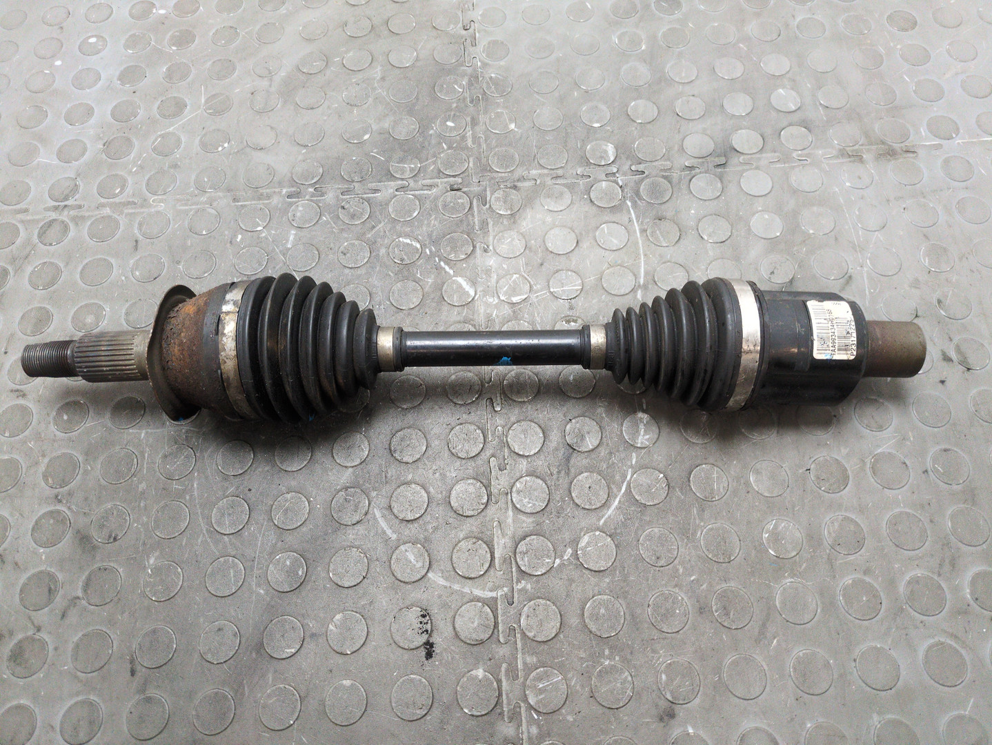 Полуось передняя правая