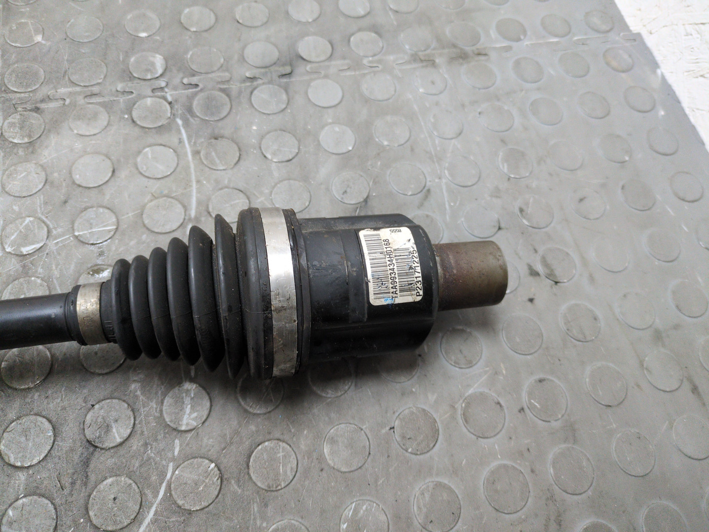 Полуось передняя правая