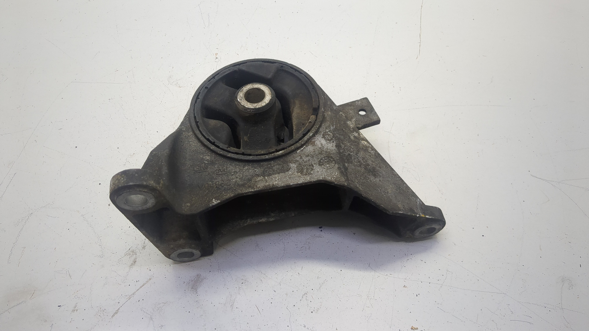 Опора двигателя