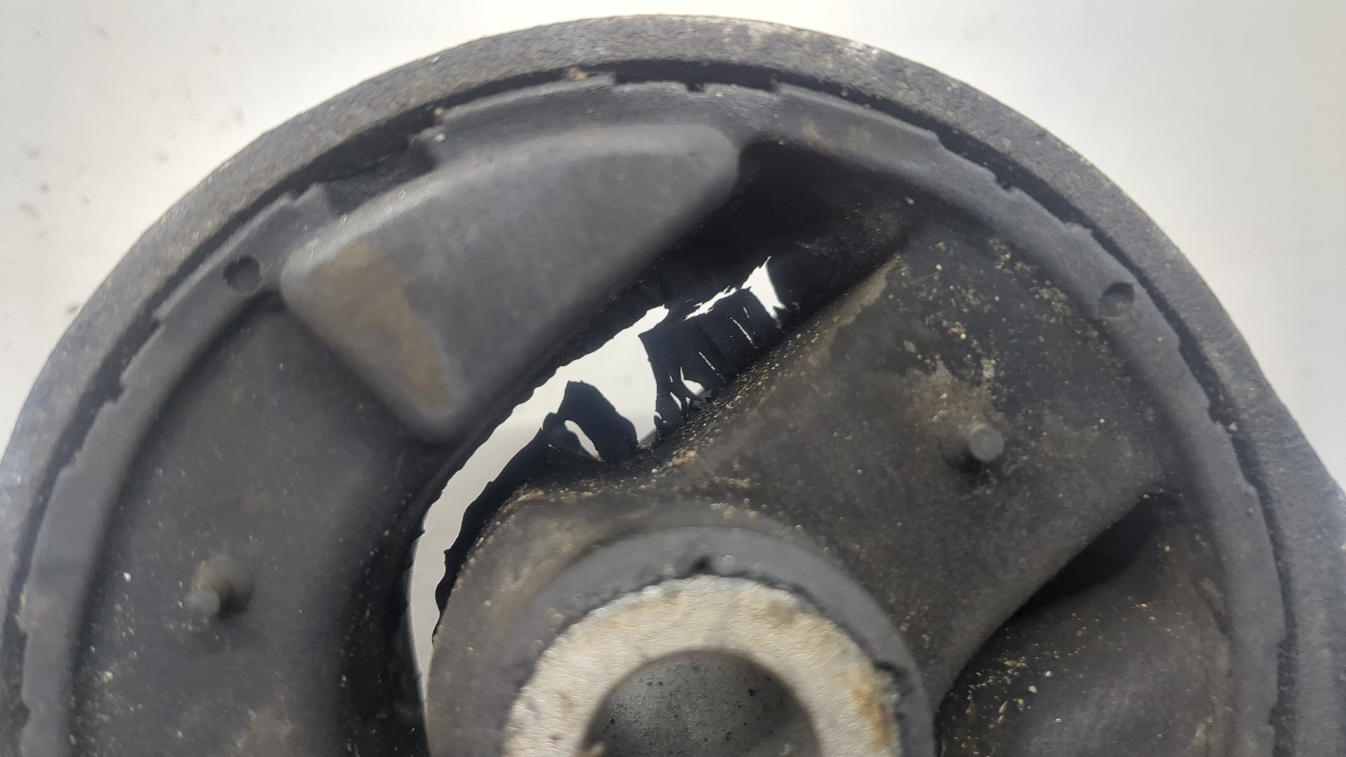 Опора двигателя