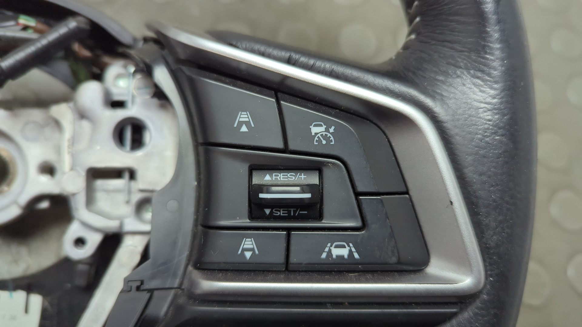 Рулевое колесо (руль)