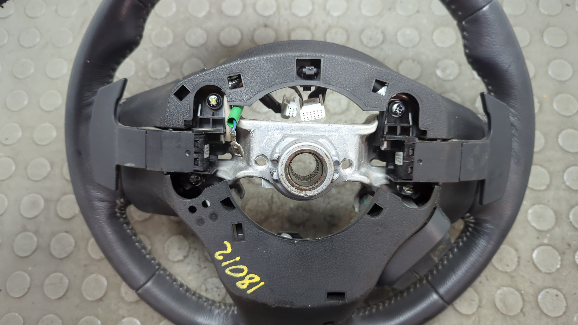 Рулевое колесо (руль)