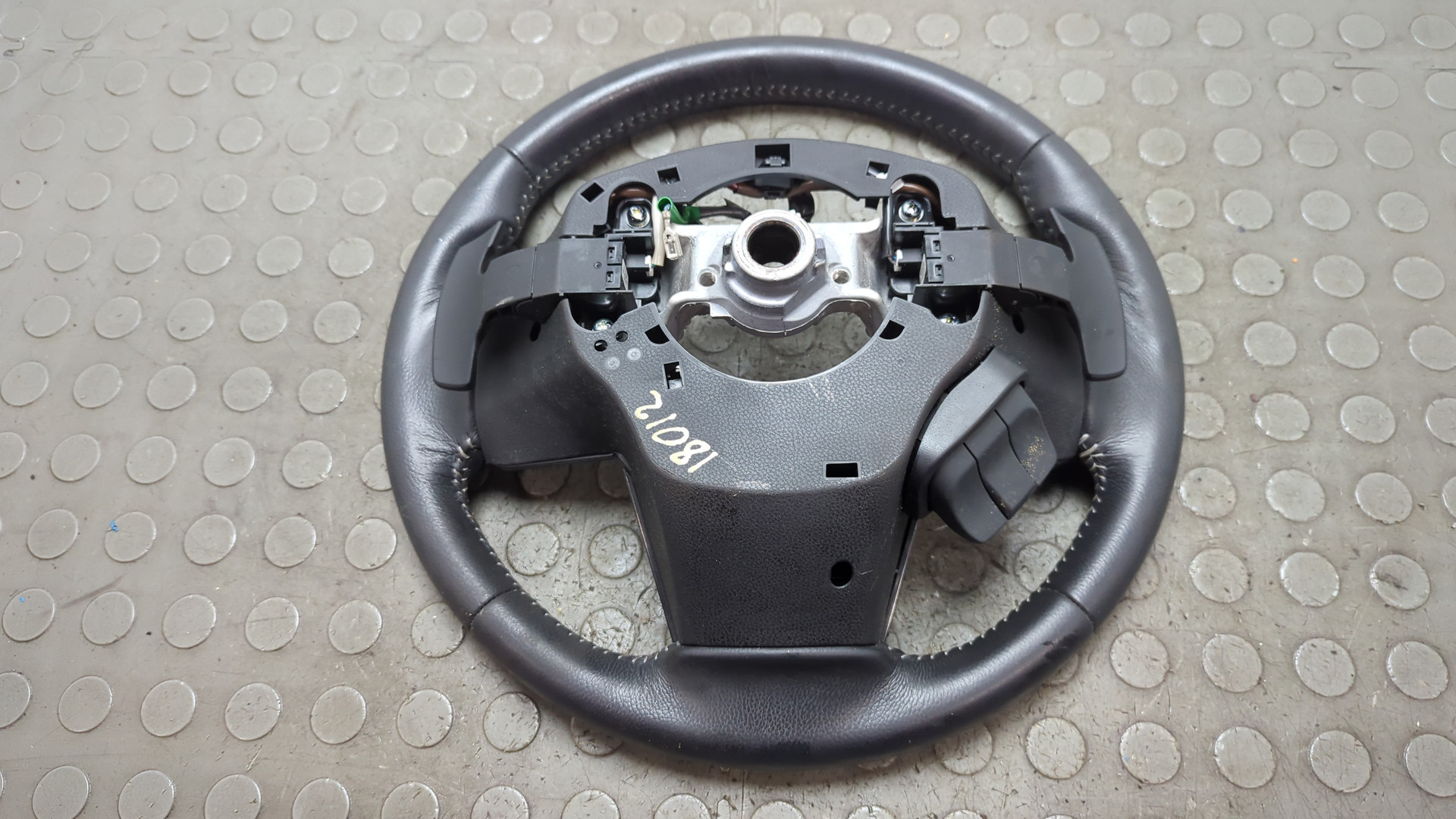 Рулевое колесо (руль)