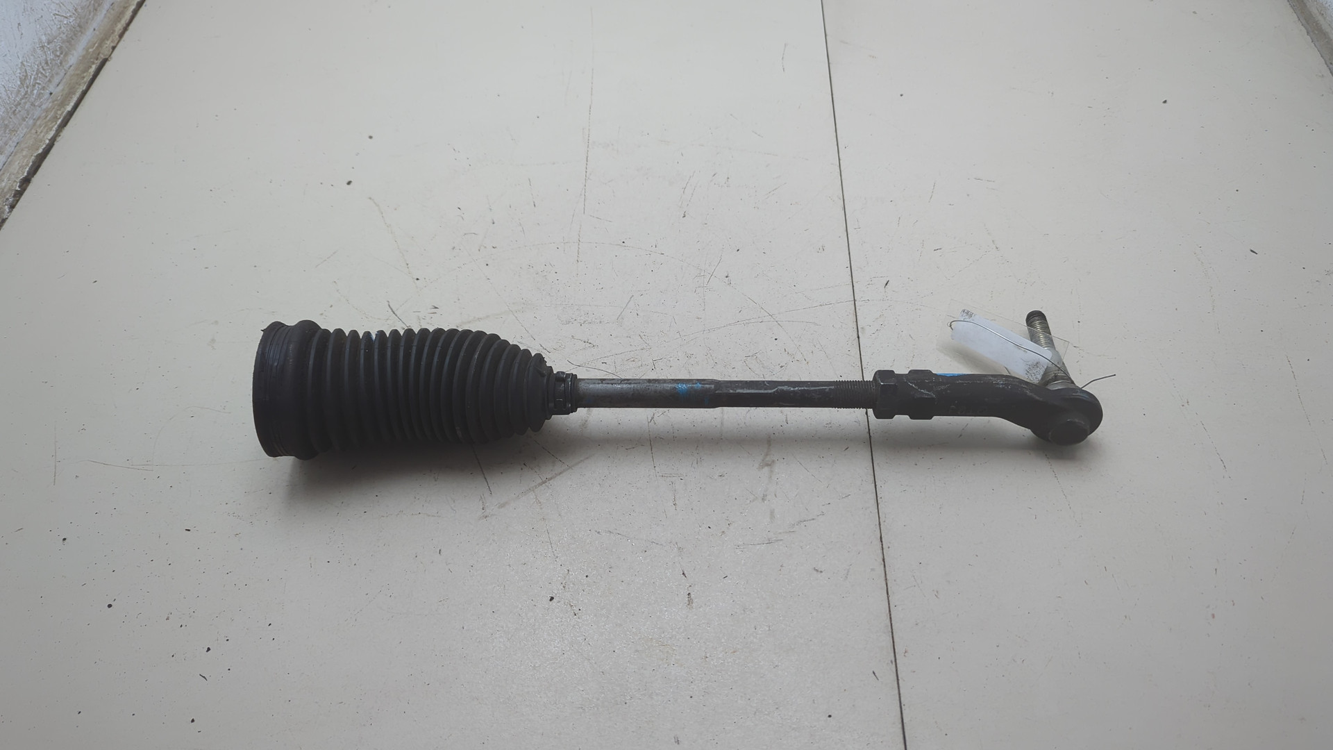 Тяга рулевая правая