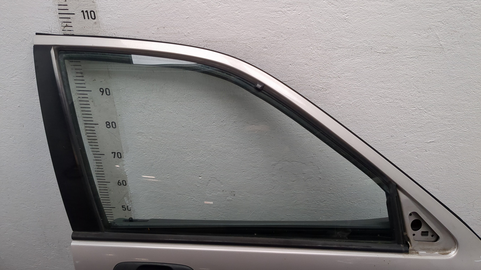 Дверь передняя правая