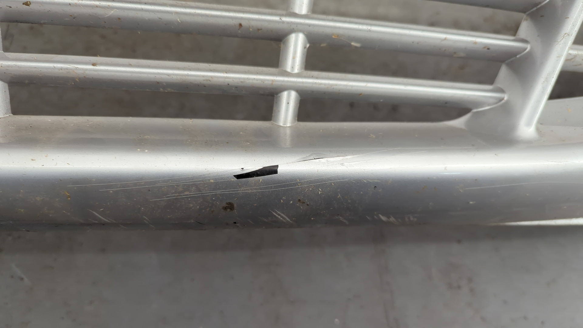 Бампер передний