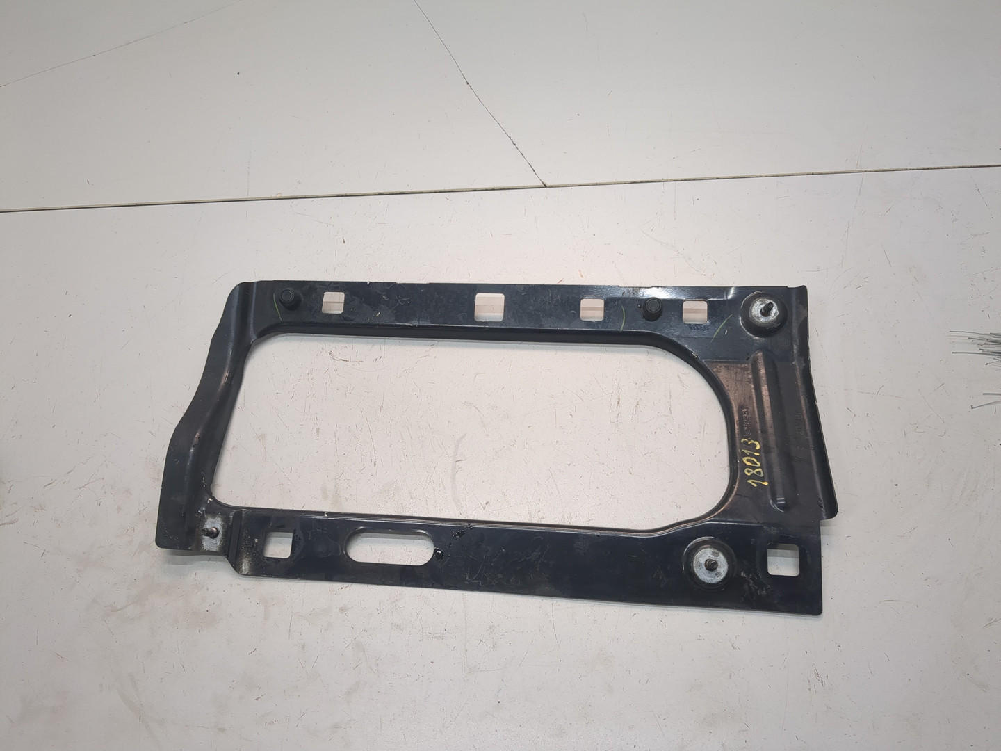 Кронштейн (сопут. товар)