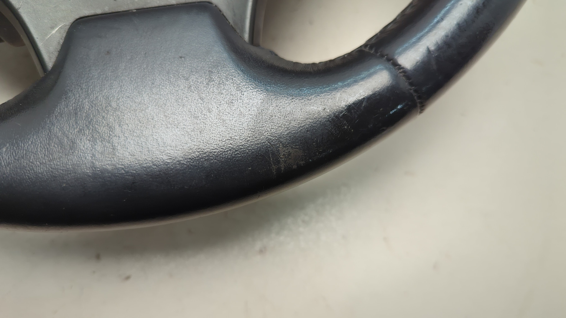 Рулевое колесо (руль)