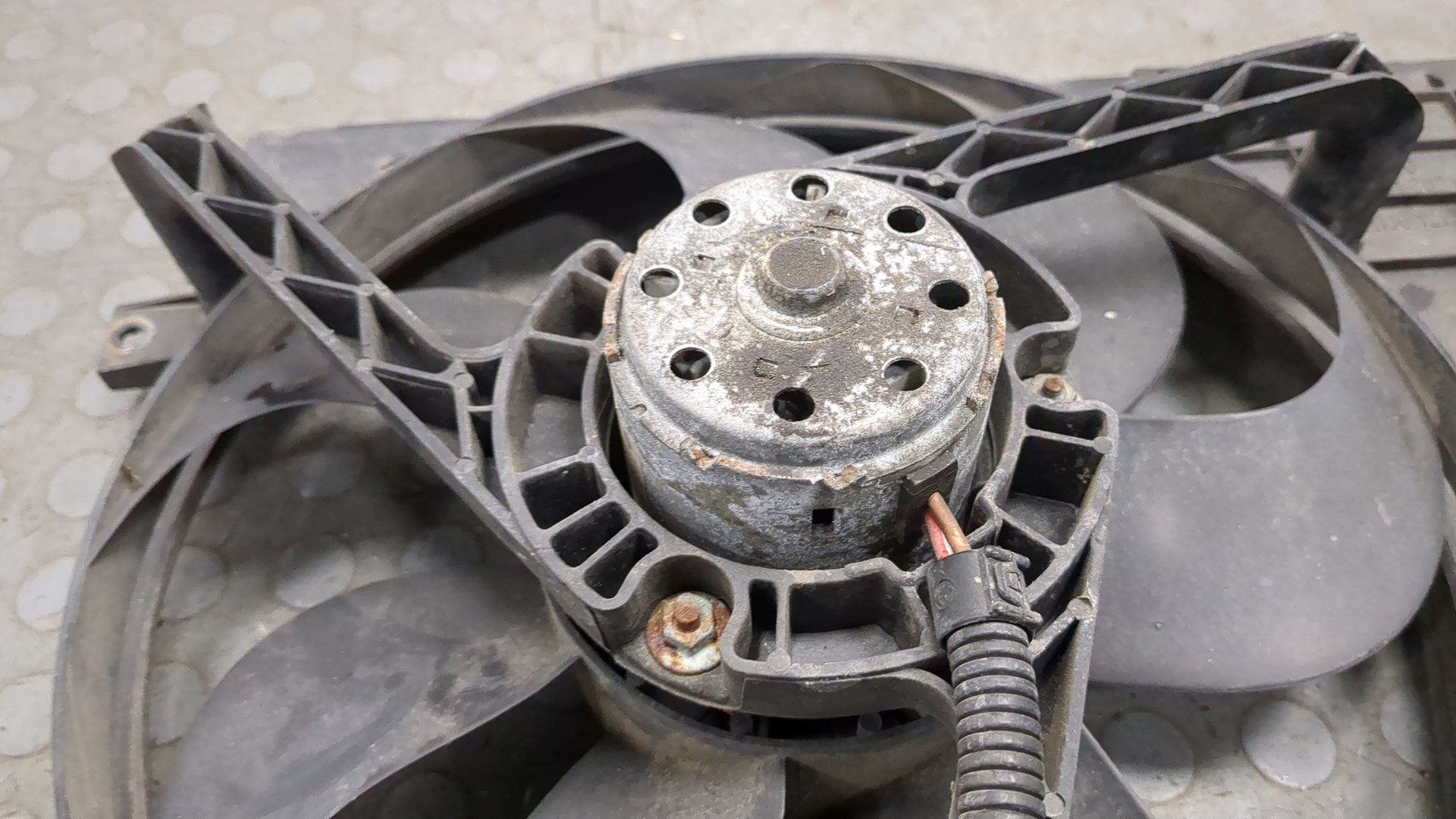 Вентилятор радиатора