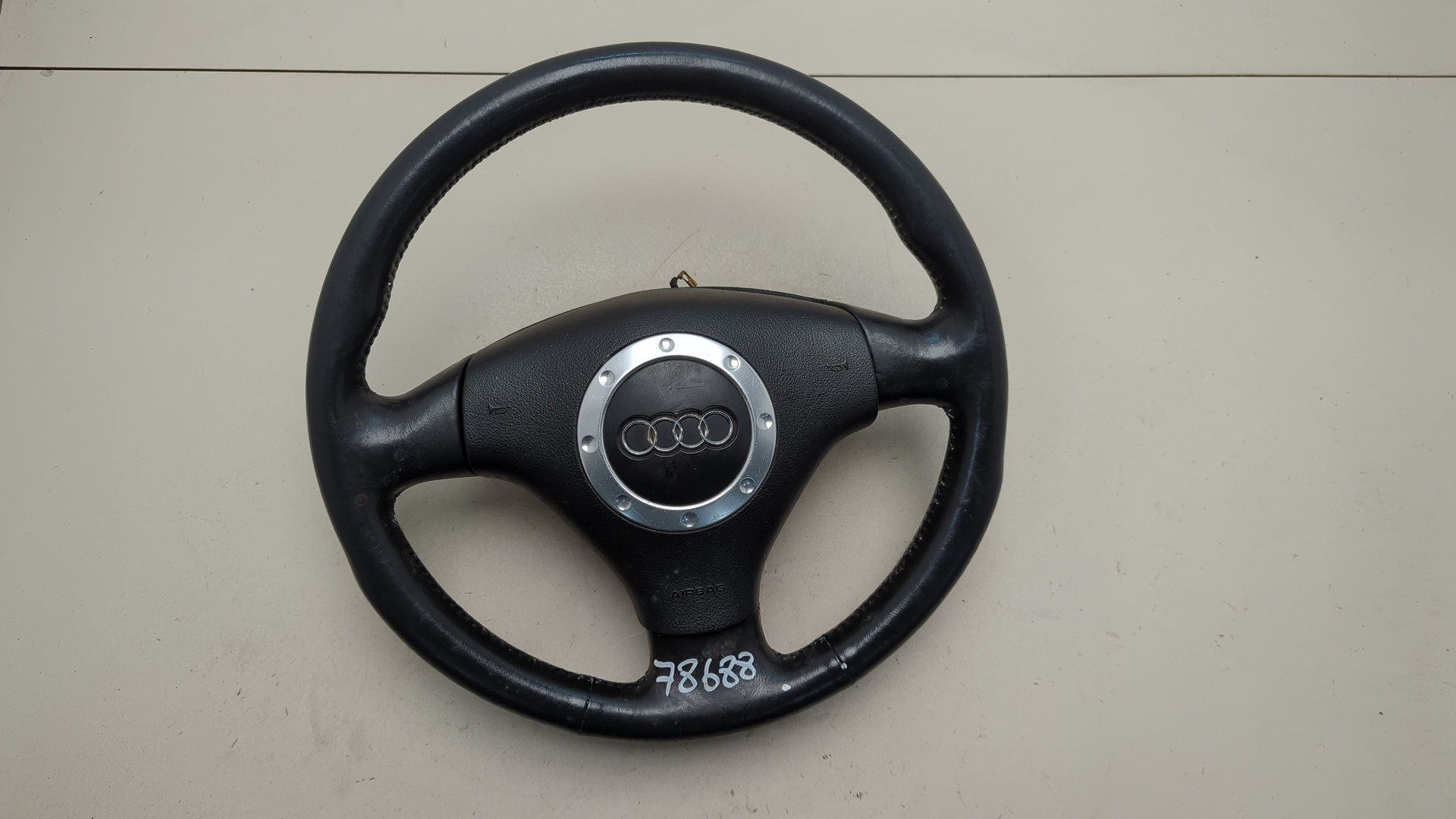 Рулевое колесо (руль)