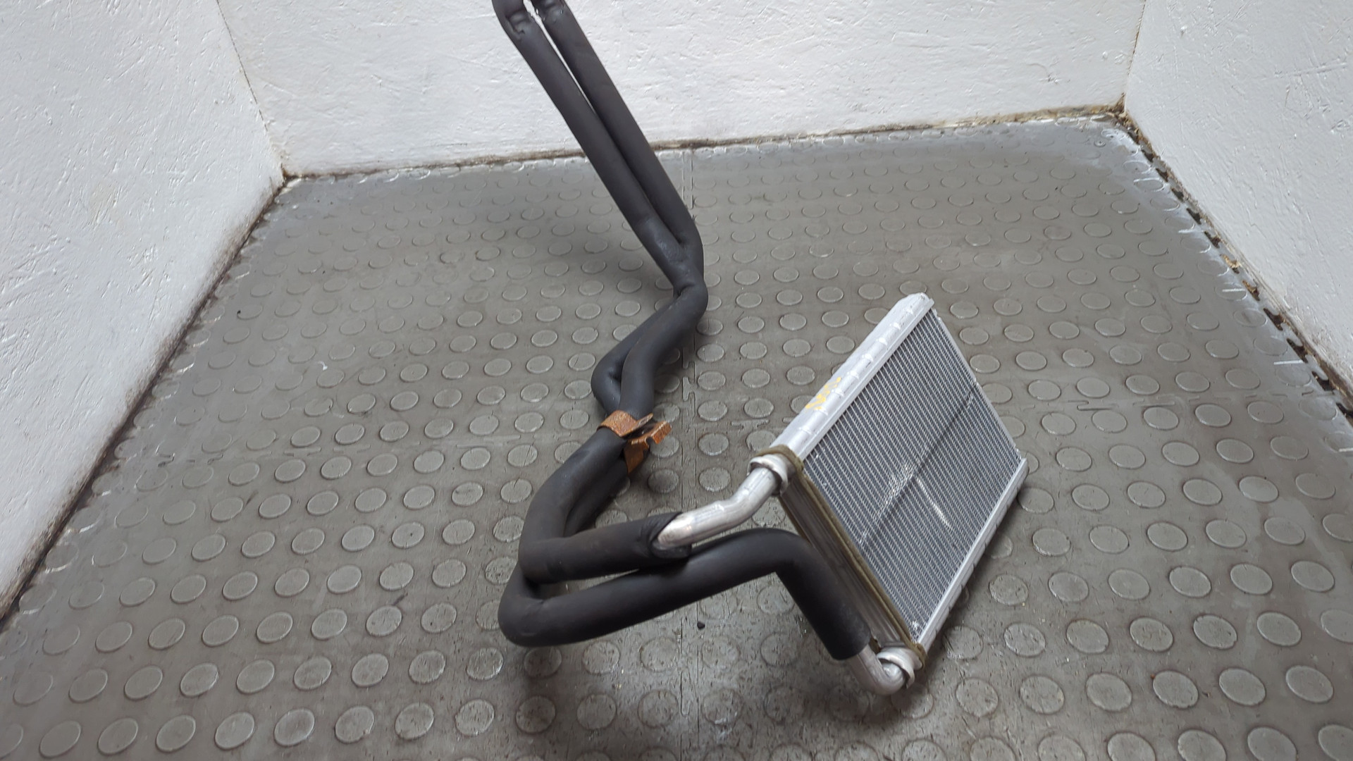 Радиатор отопителя