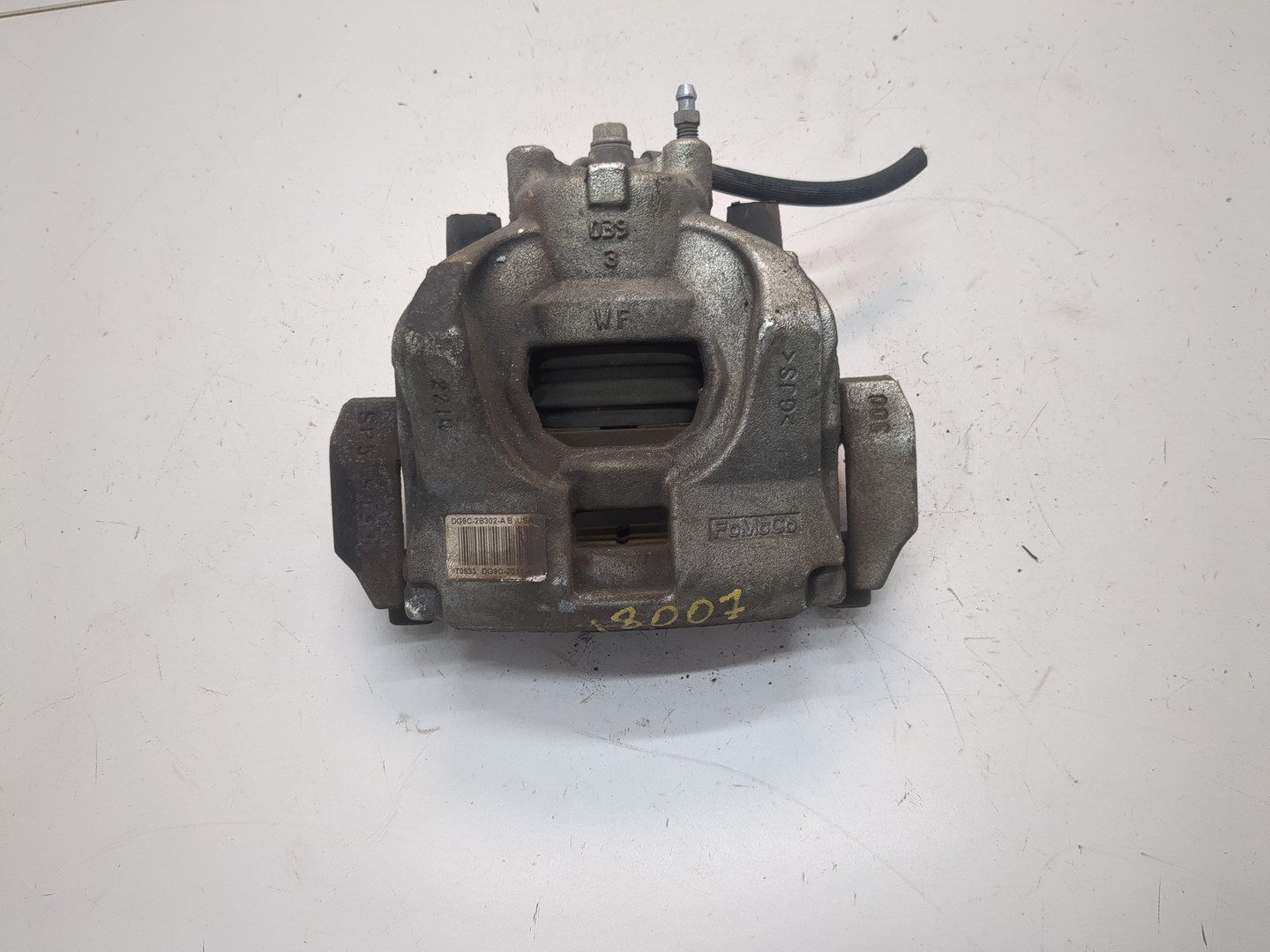 Суппорт передний правый