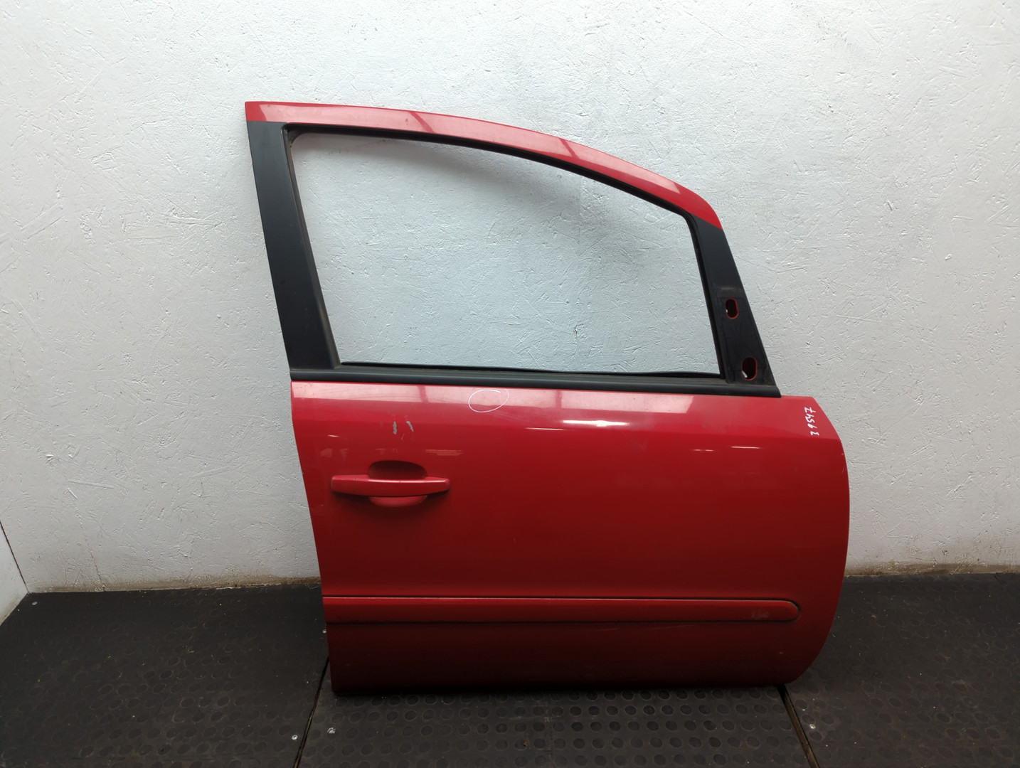 Дверь передняя правая