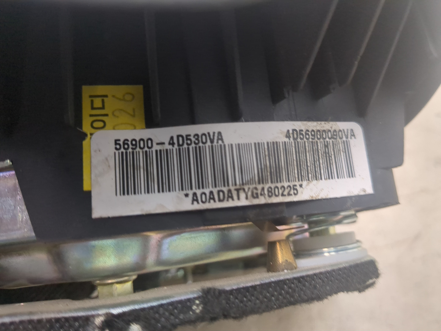 Подушка безопасности в рулевое колесо