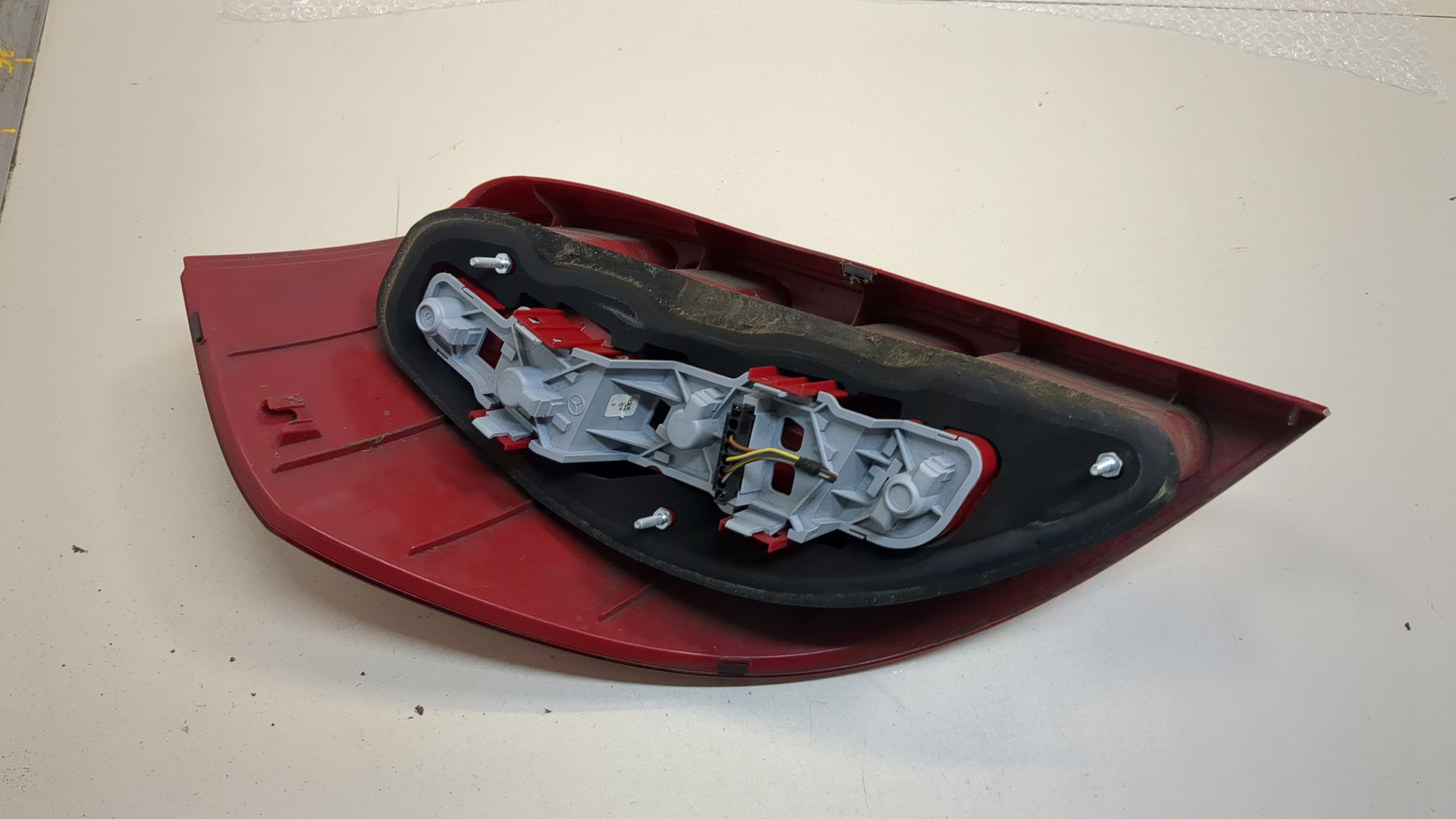 Фонарь задний правый