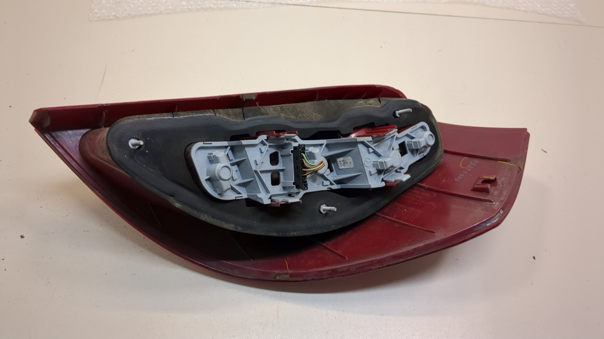 Фонарь задний левый