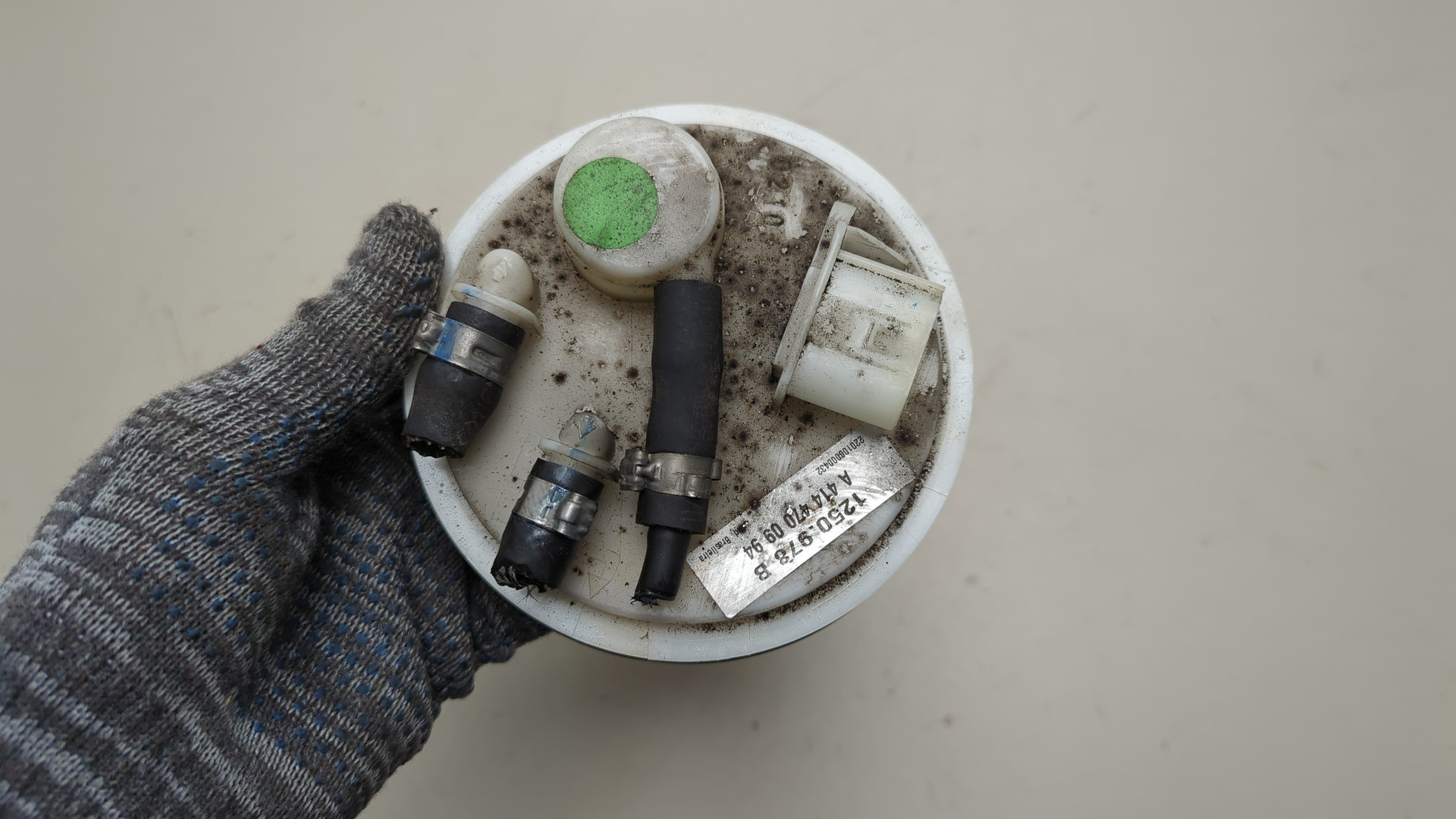 Насос топливный электрический