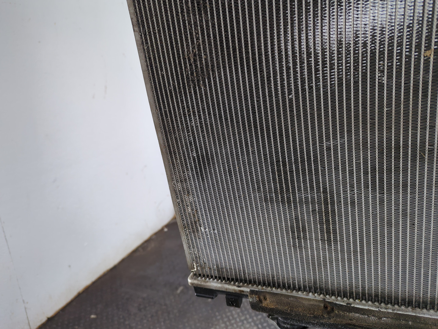 Радиатор охлаждения двигателя основной