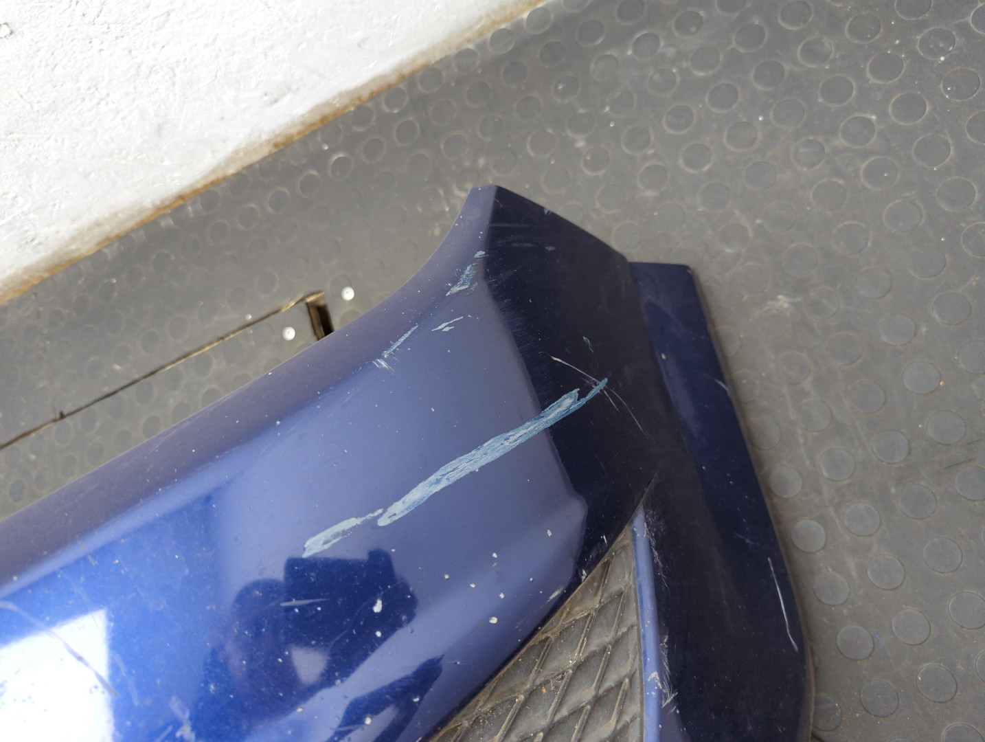 Бампер передний