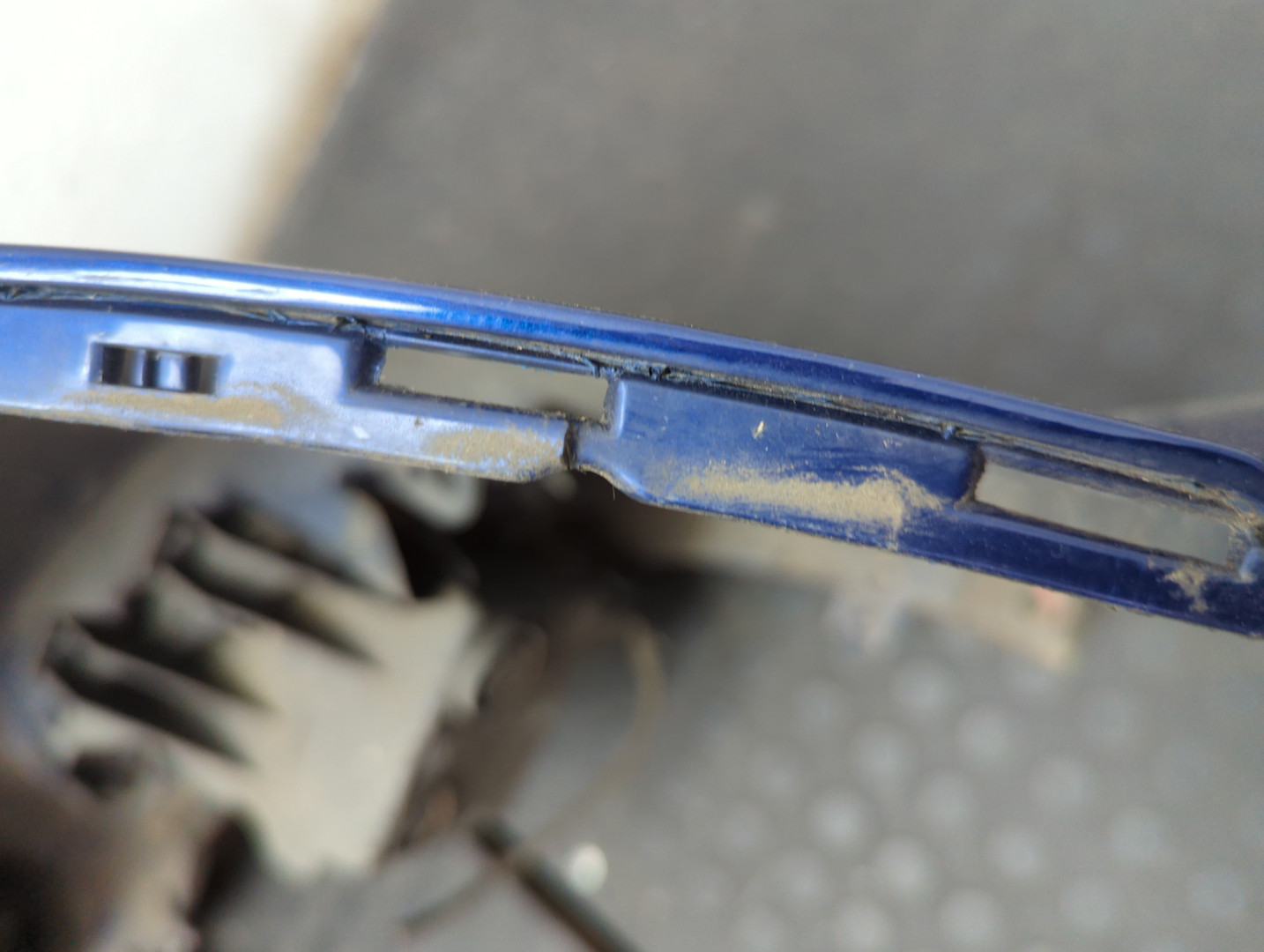 Бампер передний