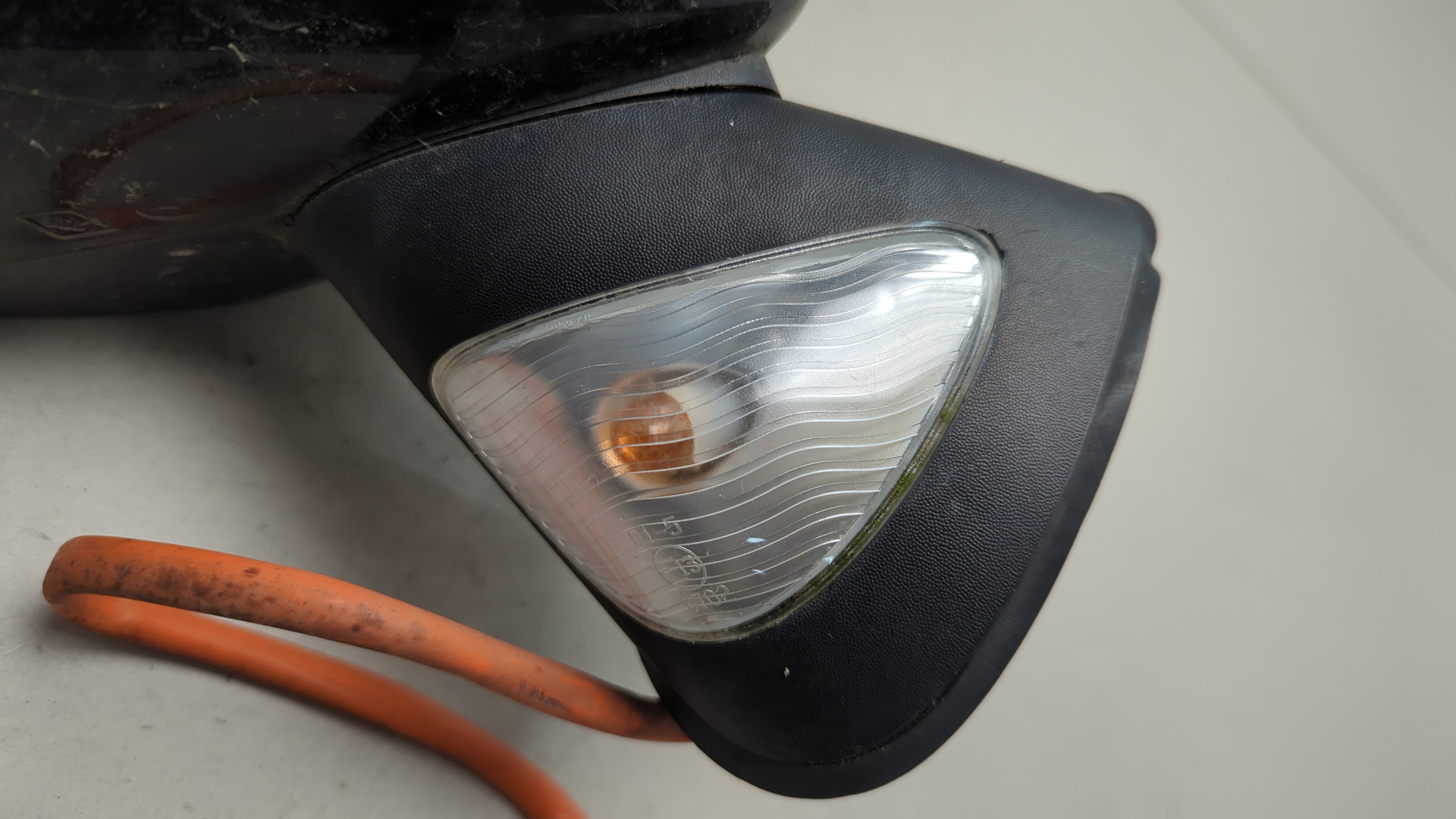 Зеркало правое электрическое