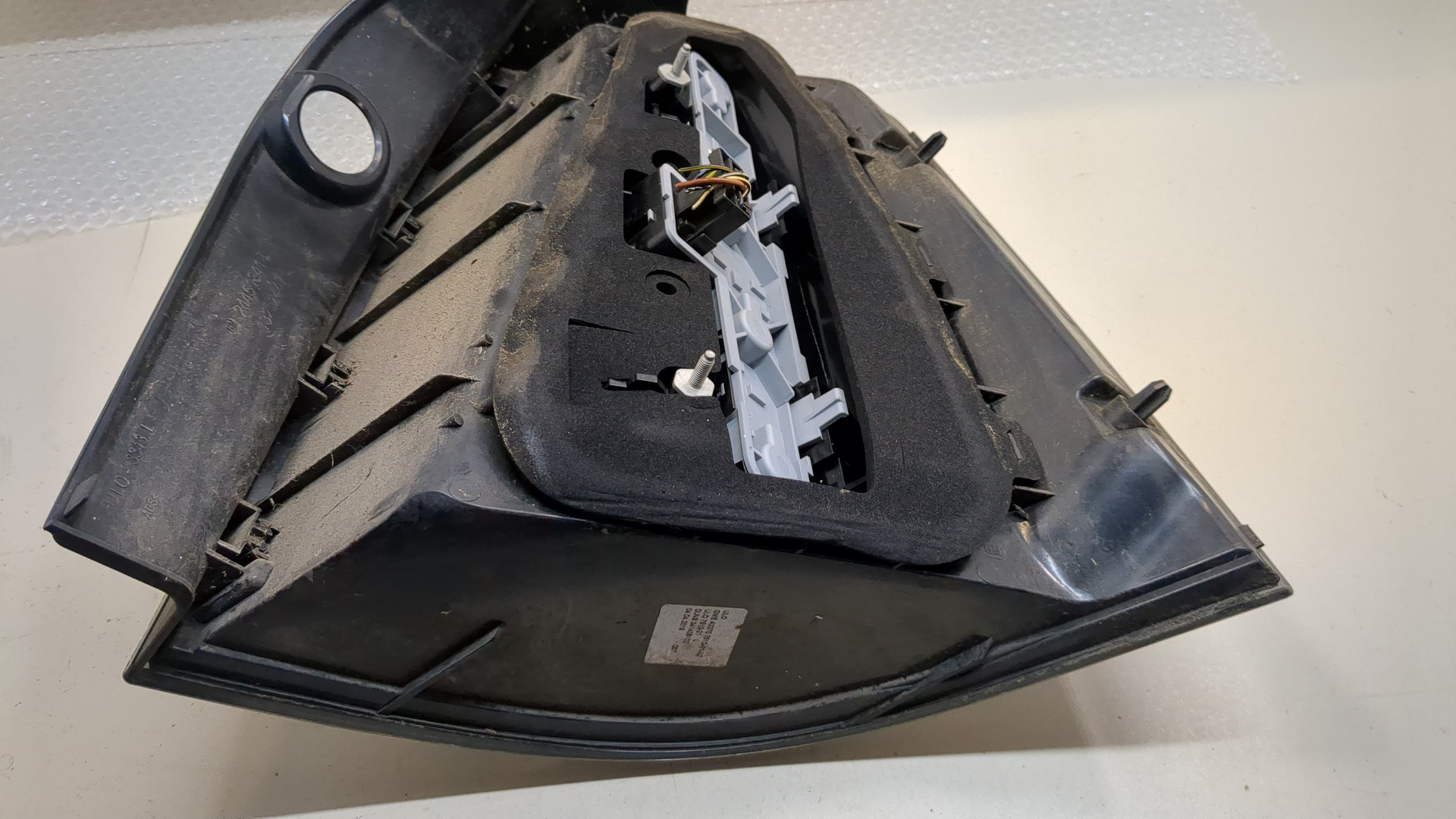 Фонарь задний левый