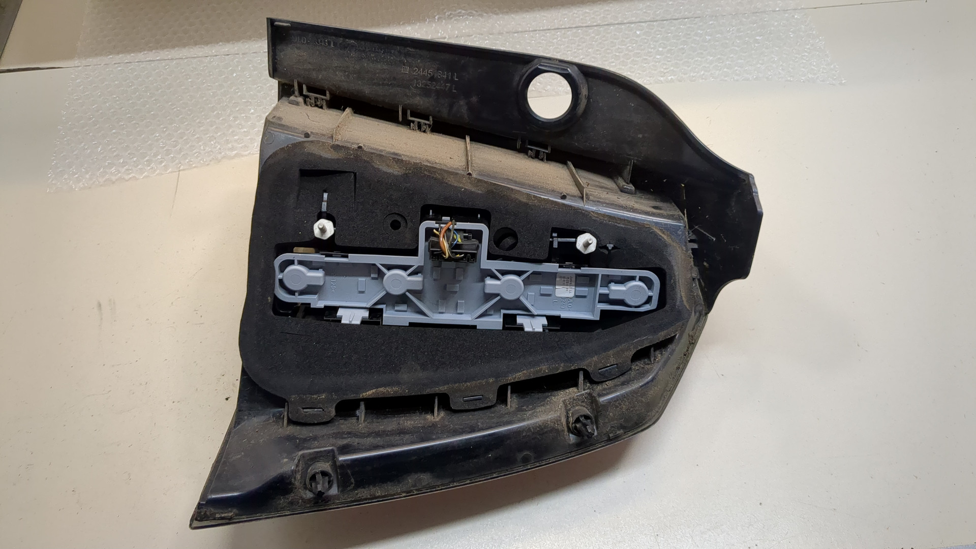 Фонарь задний левый