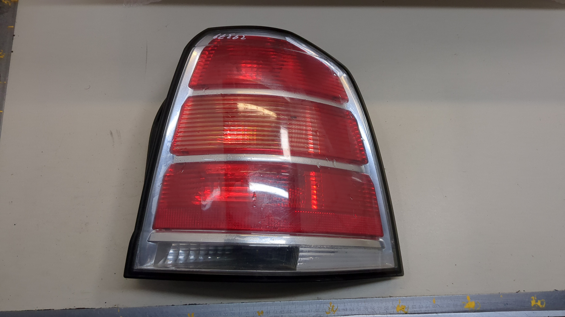 Фонарь задний правый