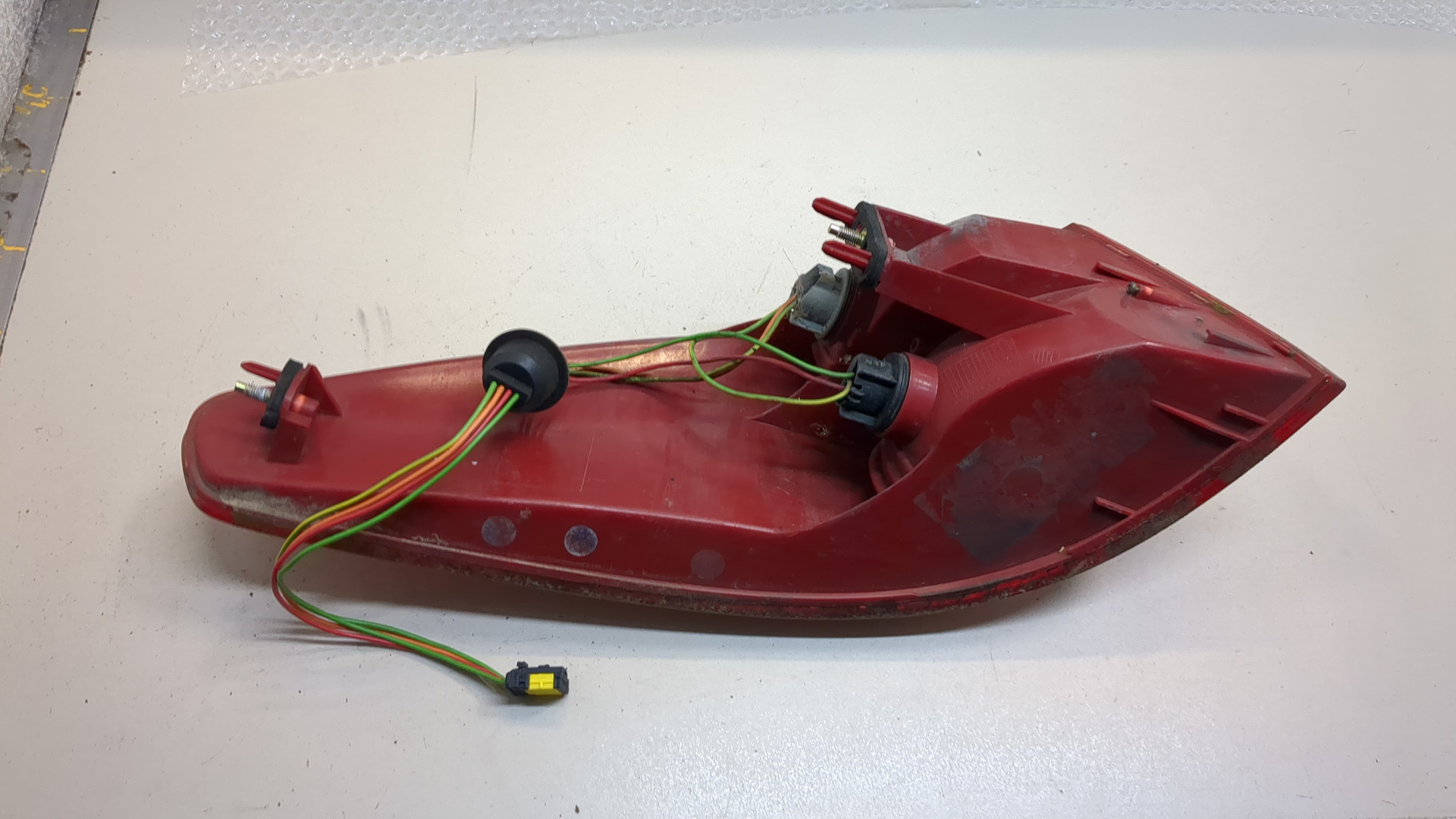 Фонарь задний правый