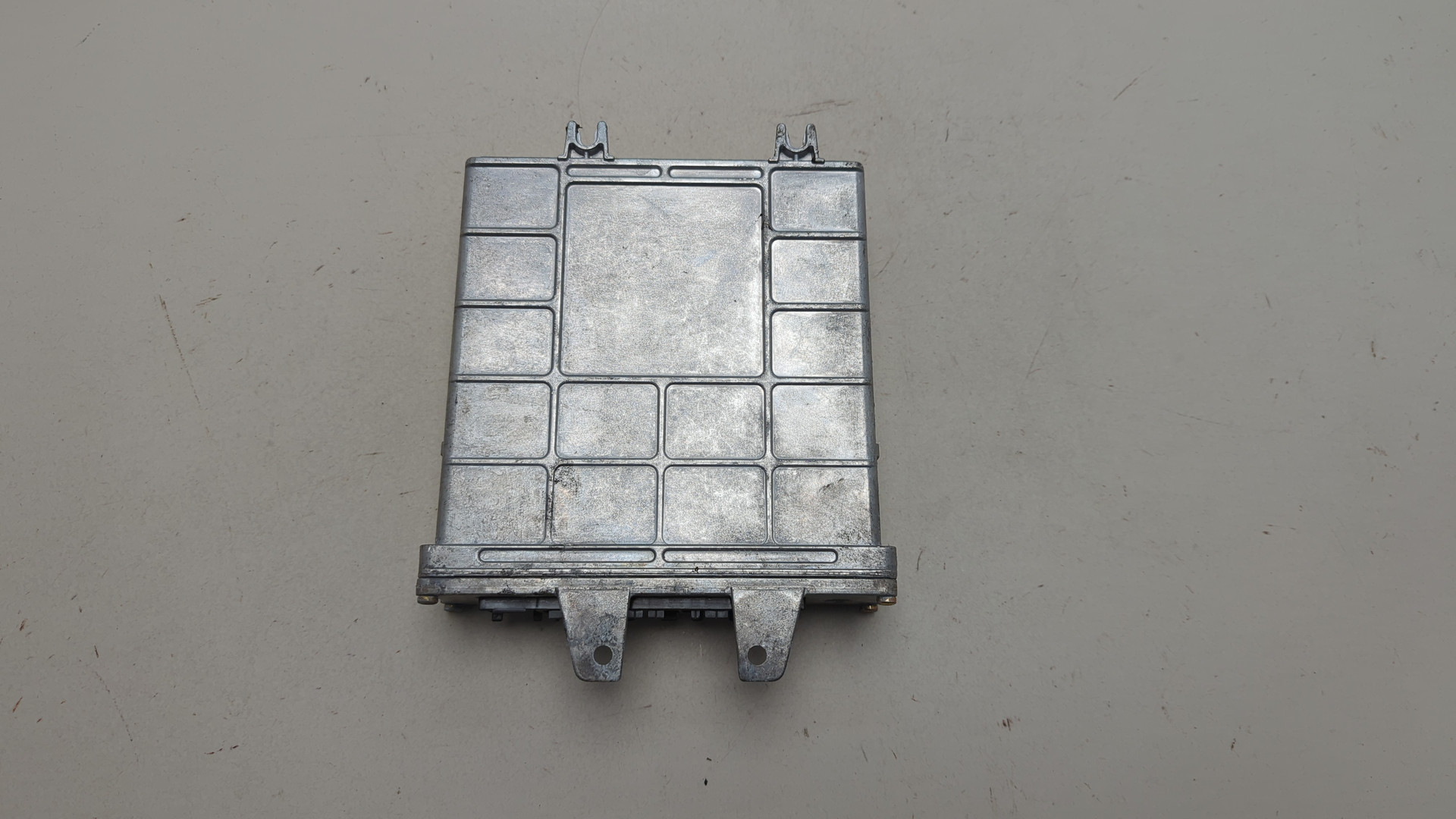 Блок управления двигателем