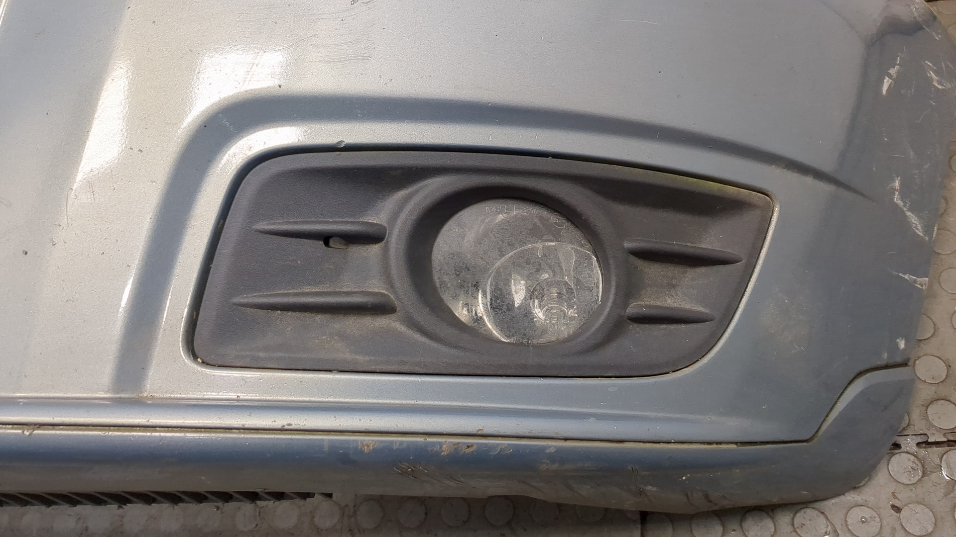 Бампер передний