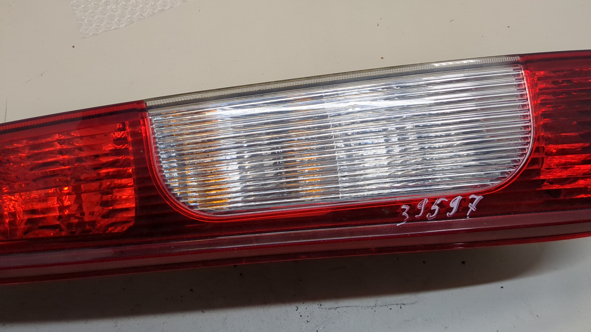 Фонарь задний левый