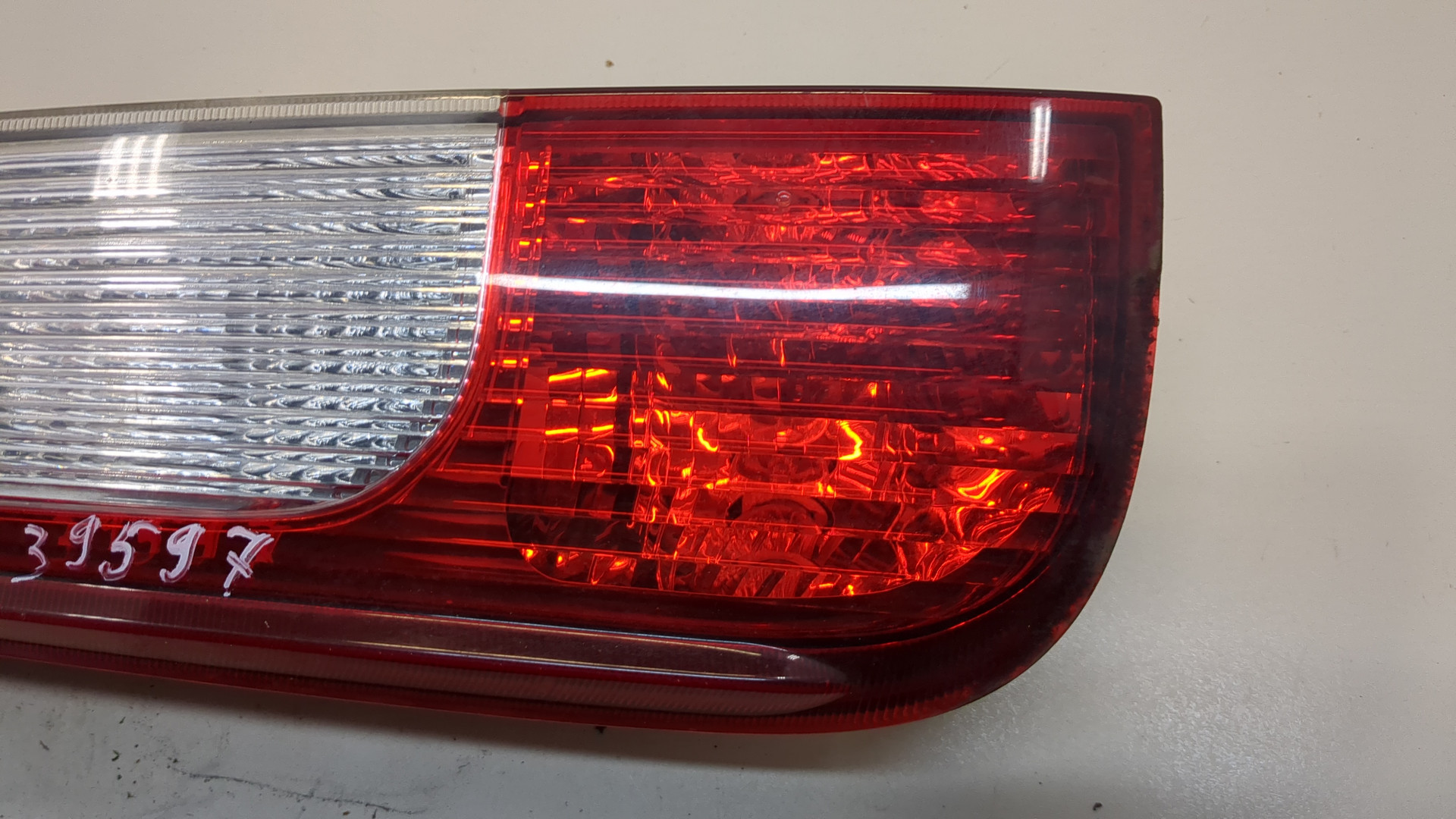 Фонарь задний левый