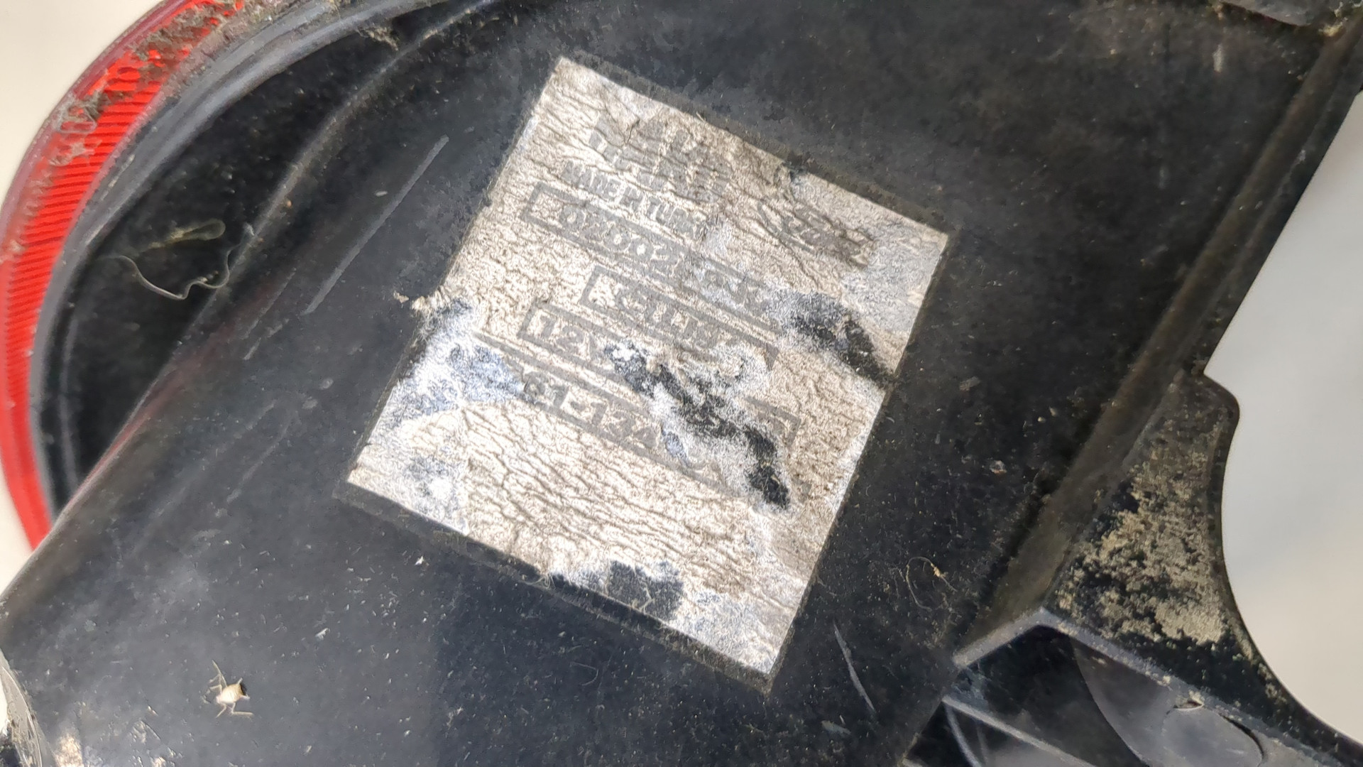 Фонарь задний левый