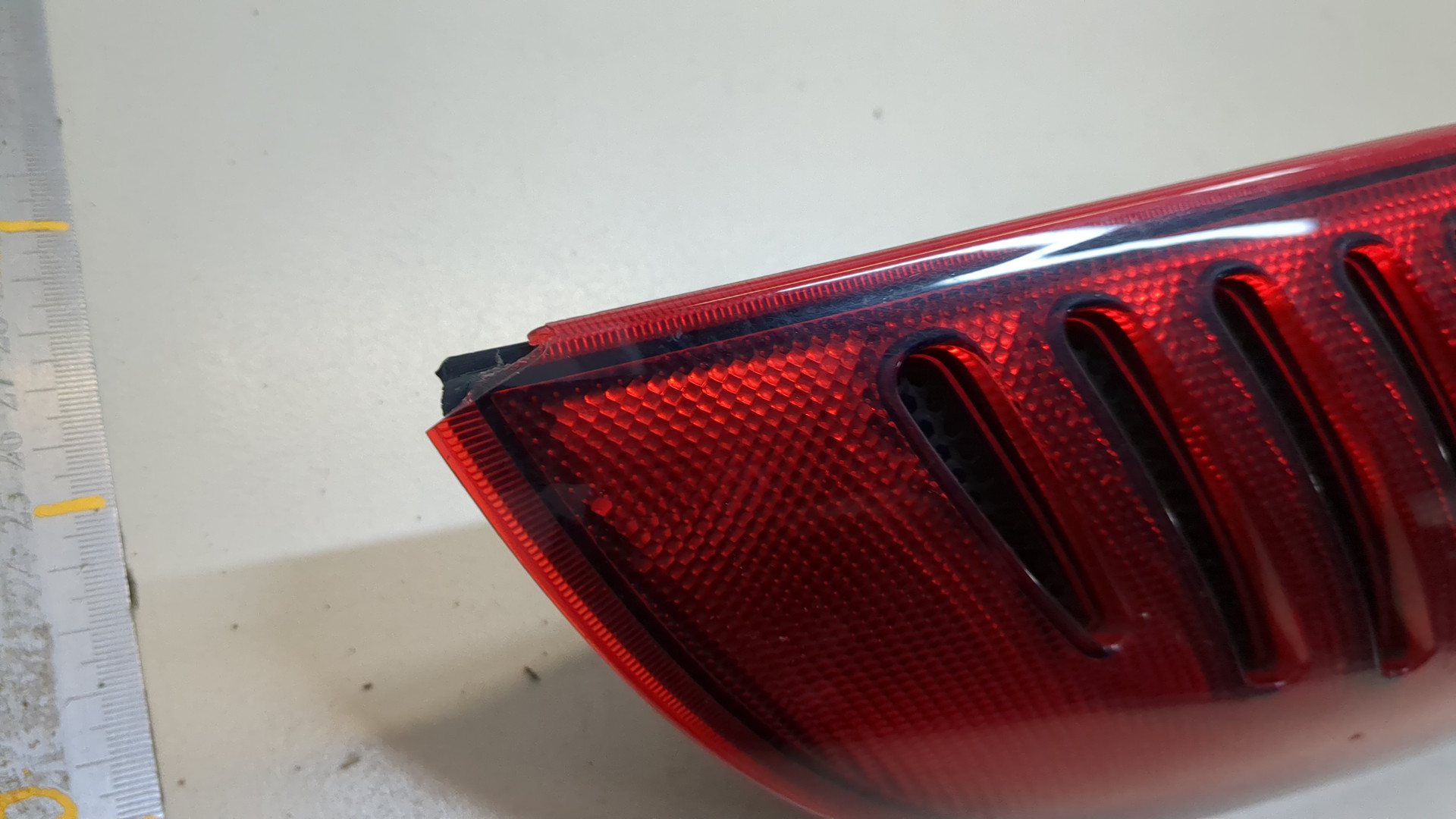 Фонарь задний левый