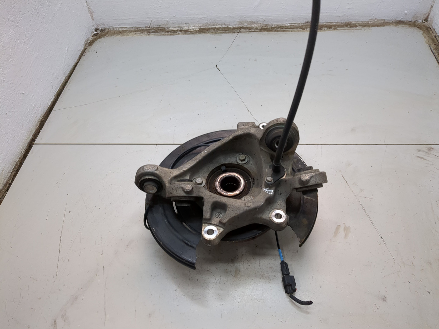 Кулак поворотный задний правый