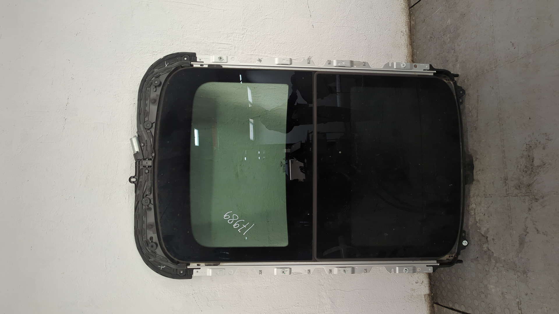 Люк в сборе электрический