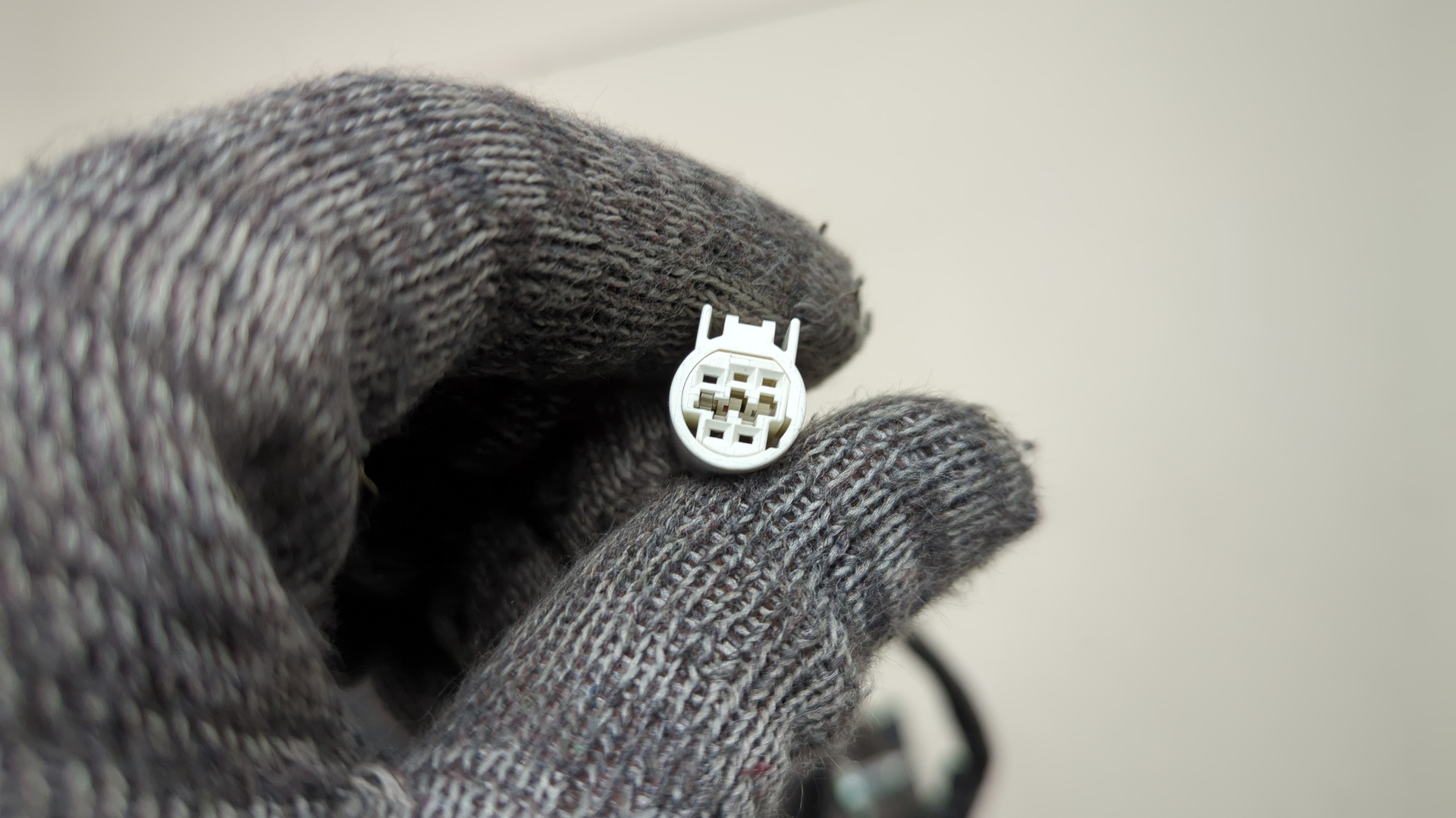 Зеркало левое электрическое