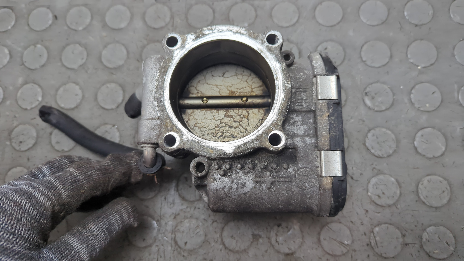 Заслонка дроссельная электрическая