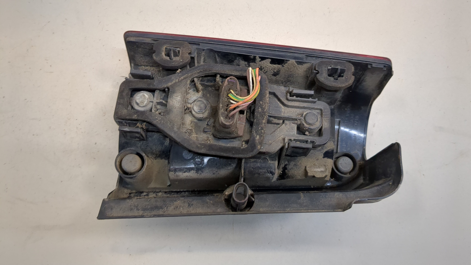 Фонарь задний правый