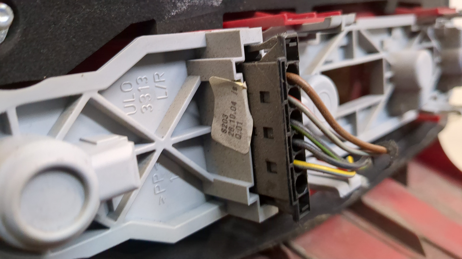 Фонарь задний правый