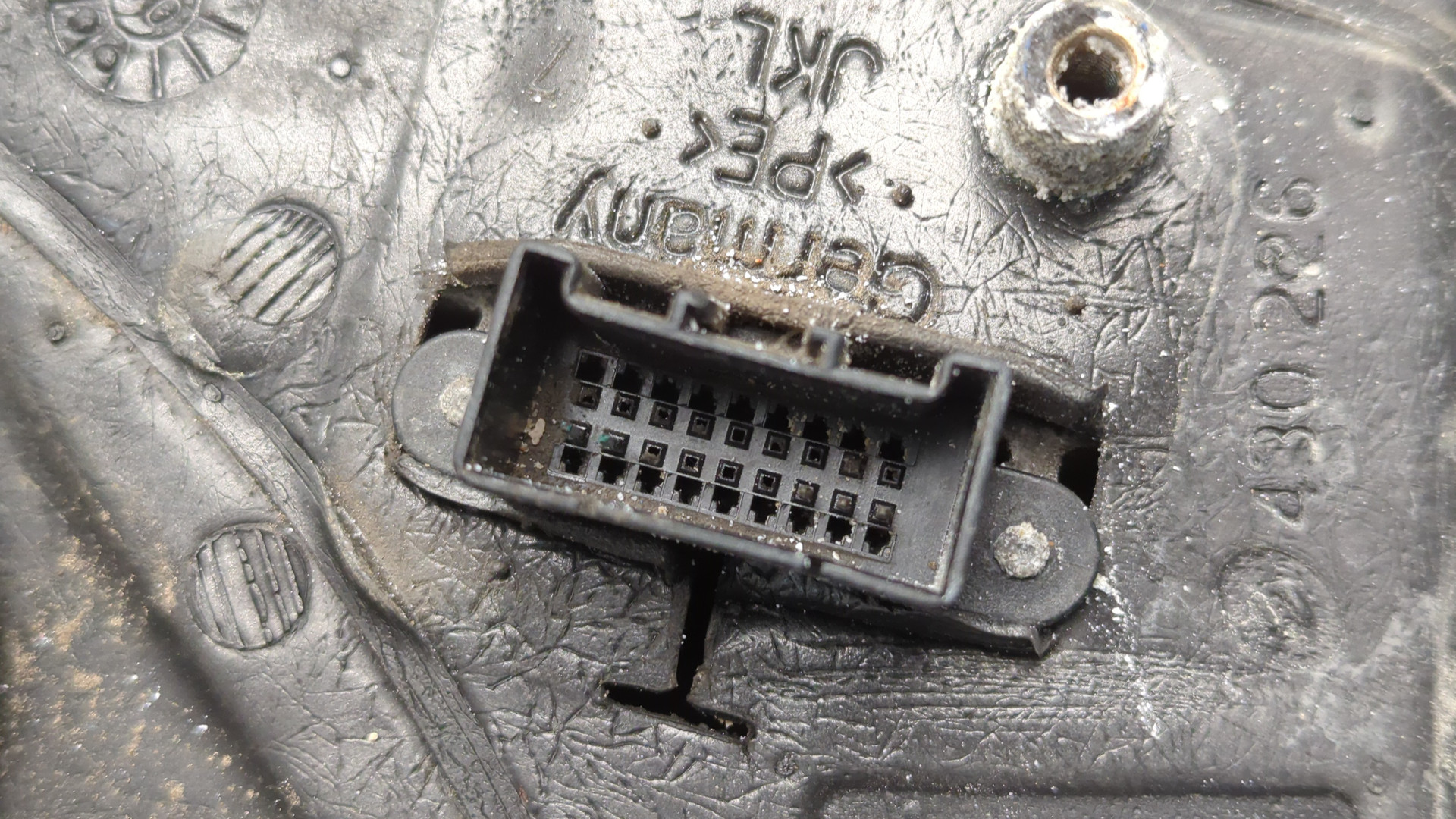 Зеркало правое электрическое