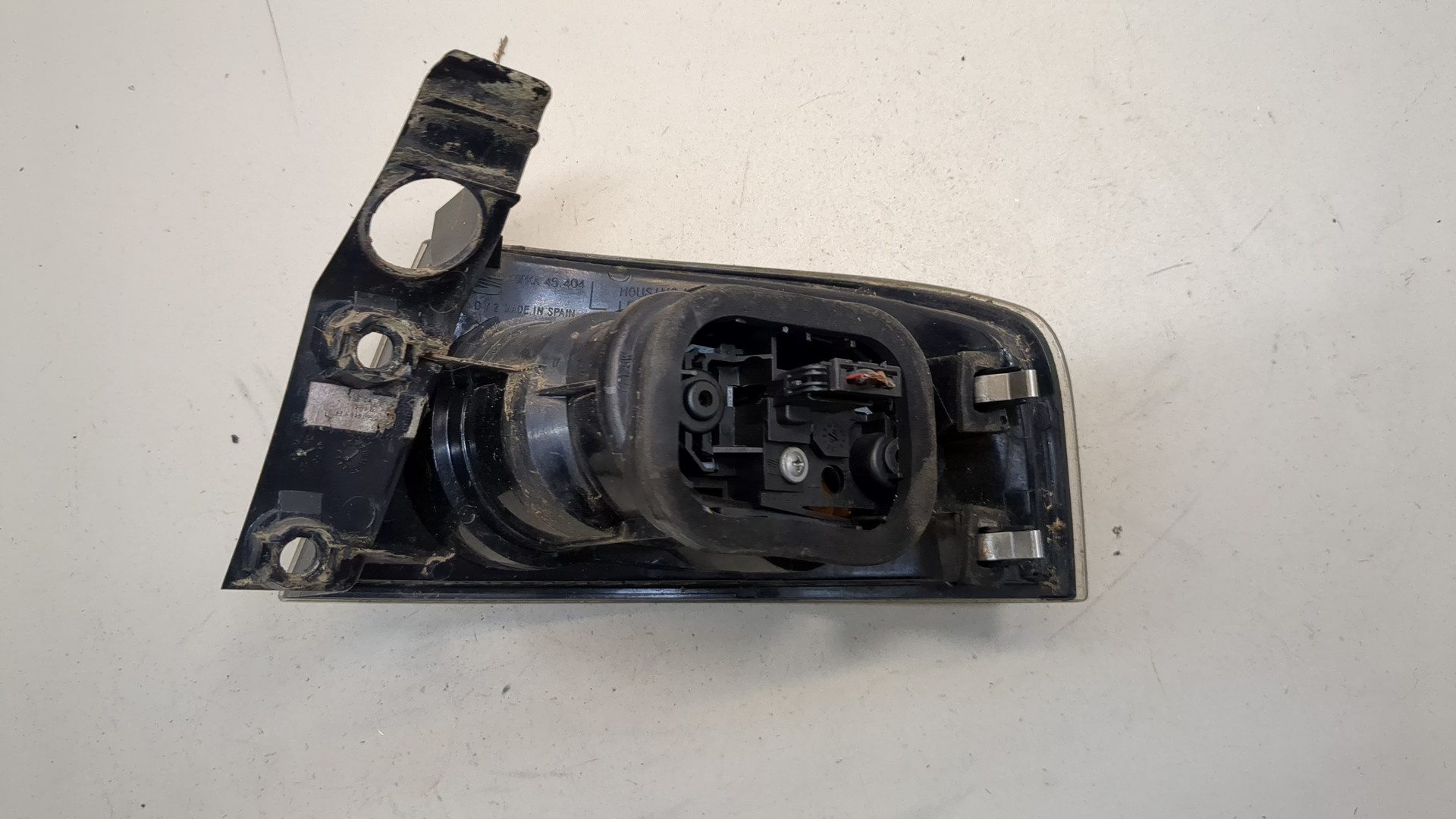 Фонарь задний левый