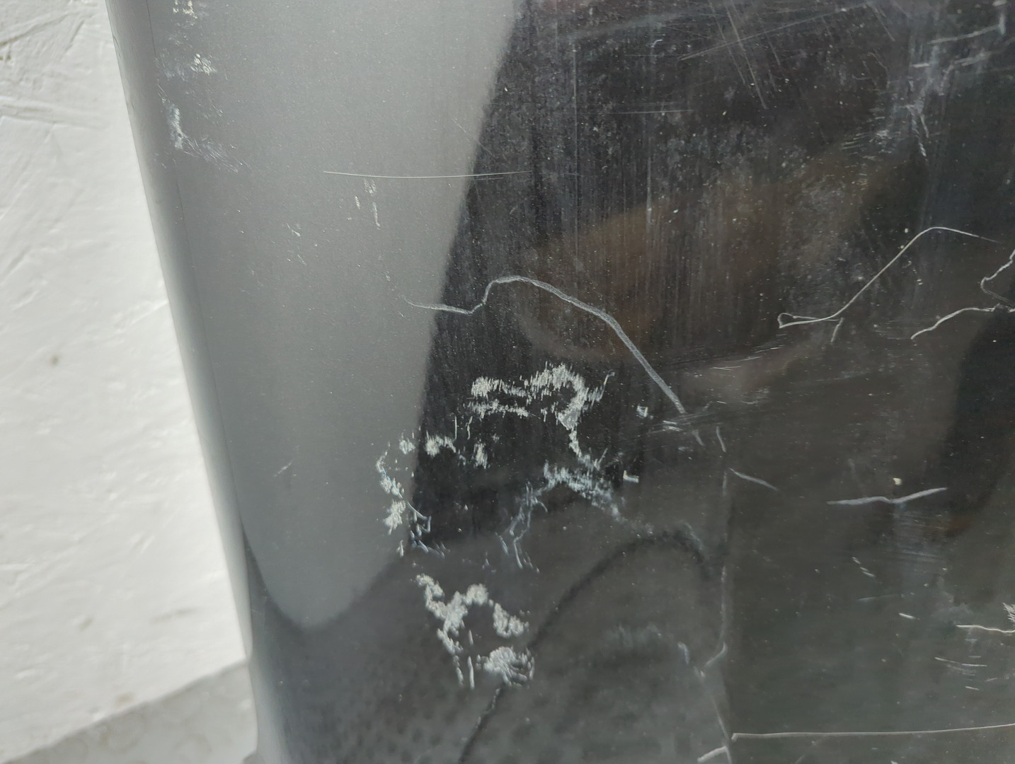 Крыло переднее правое