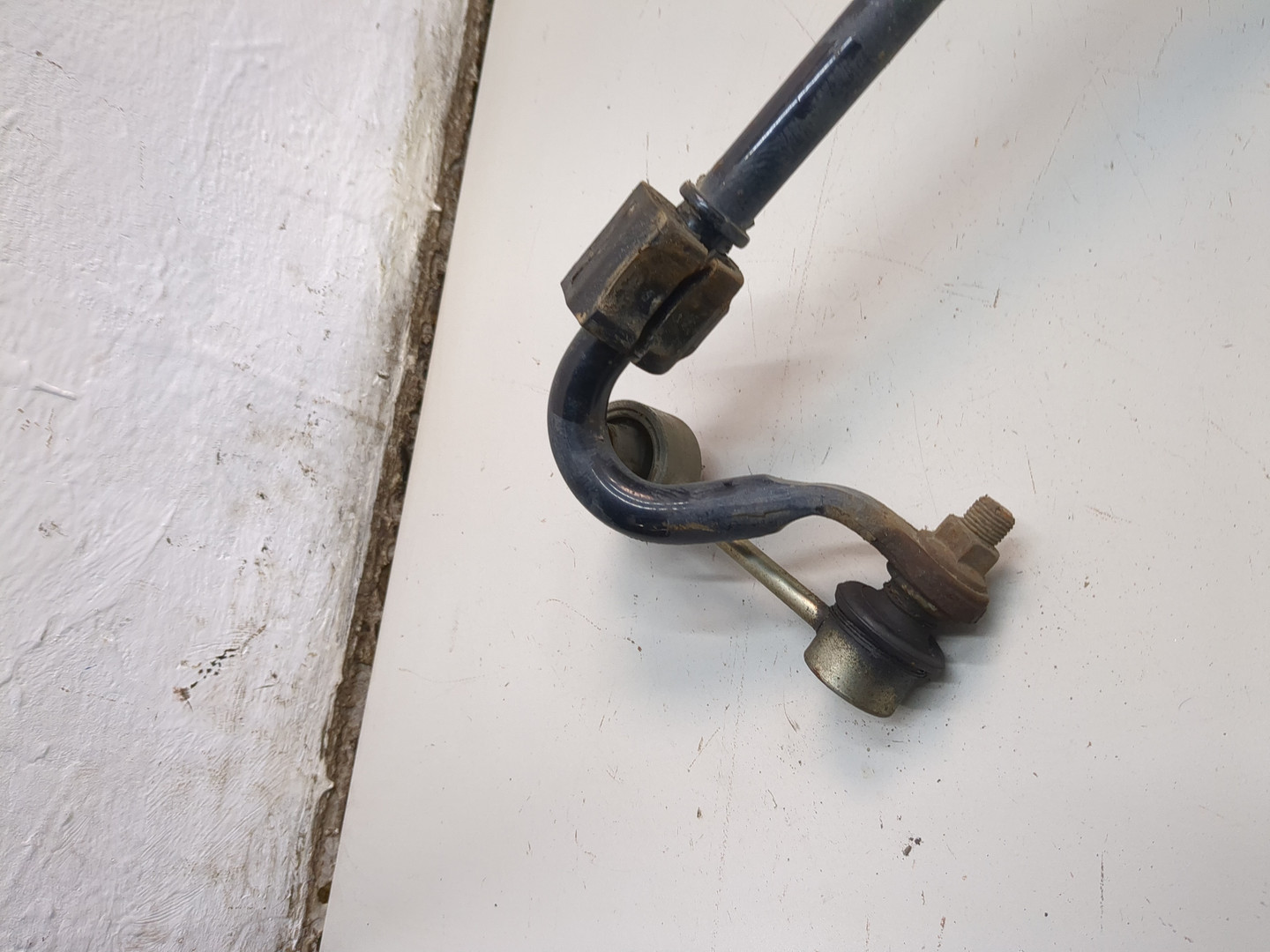 Стабилизатор задний