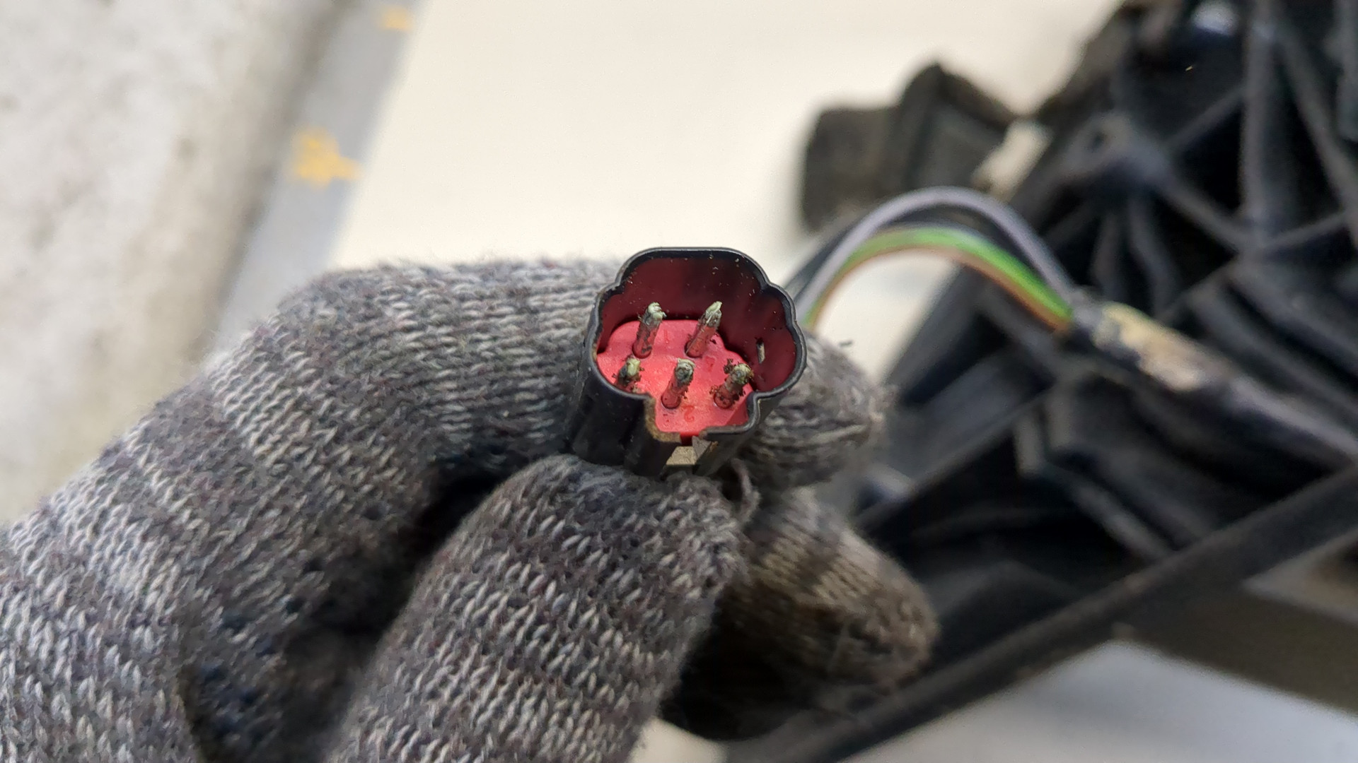 Зеркало правое электрическое