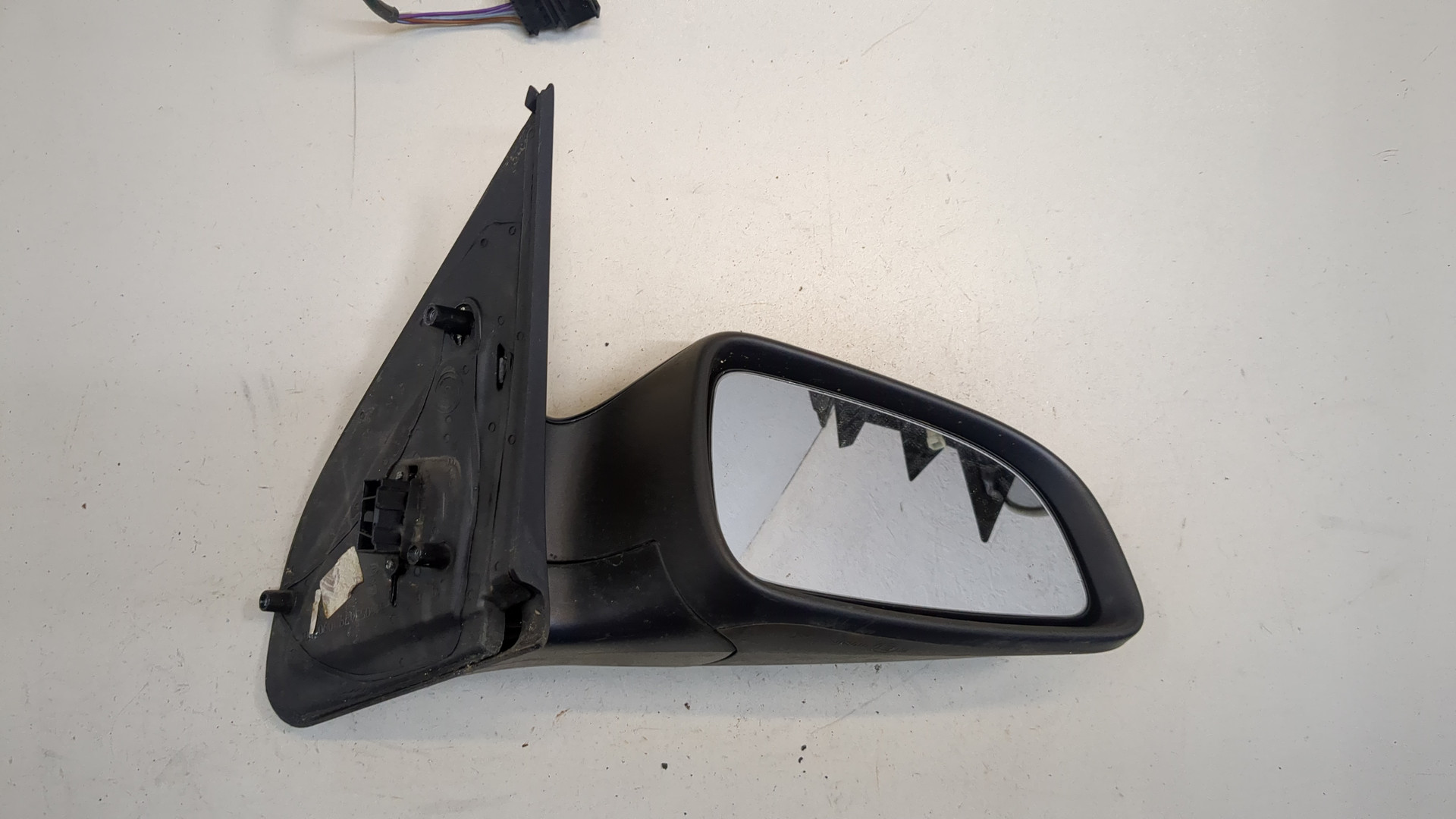 Зеркало правое электрическое