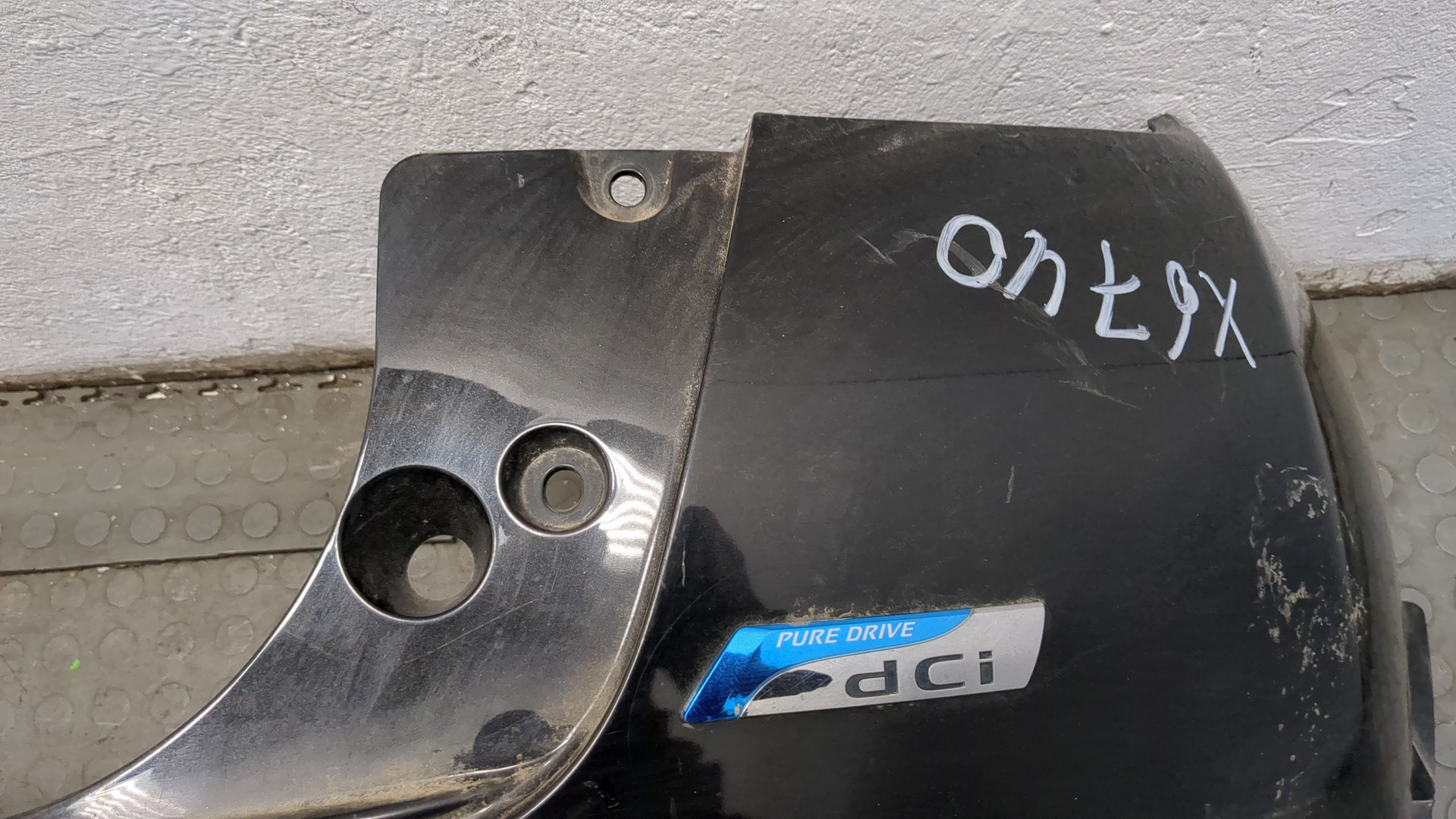 Бампер задний